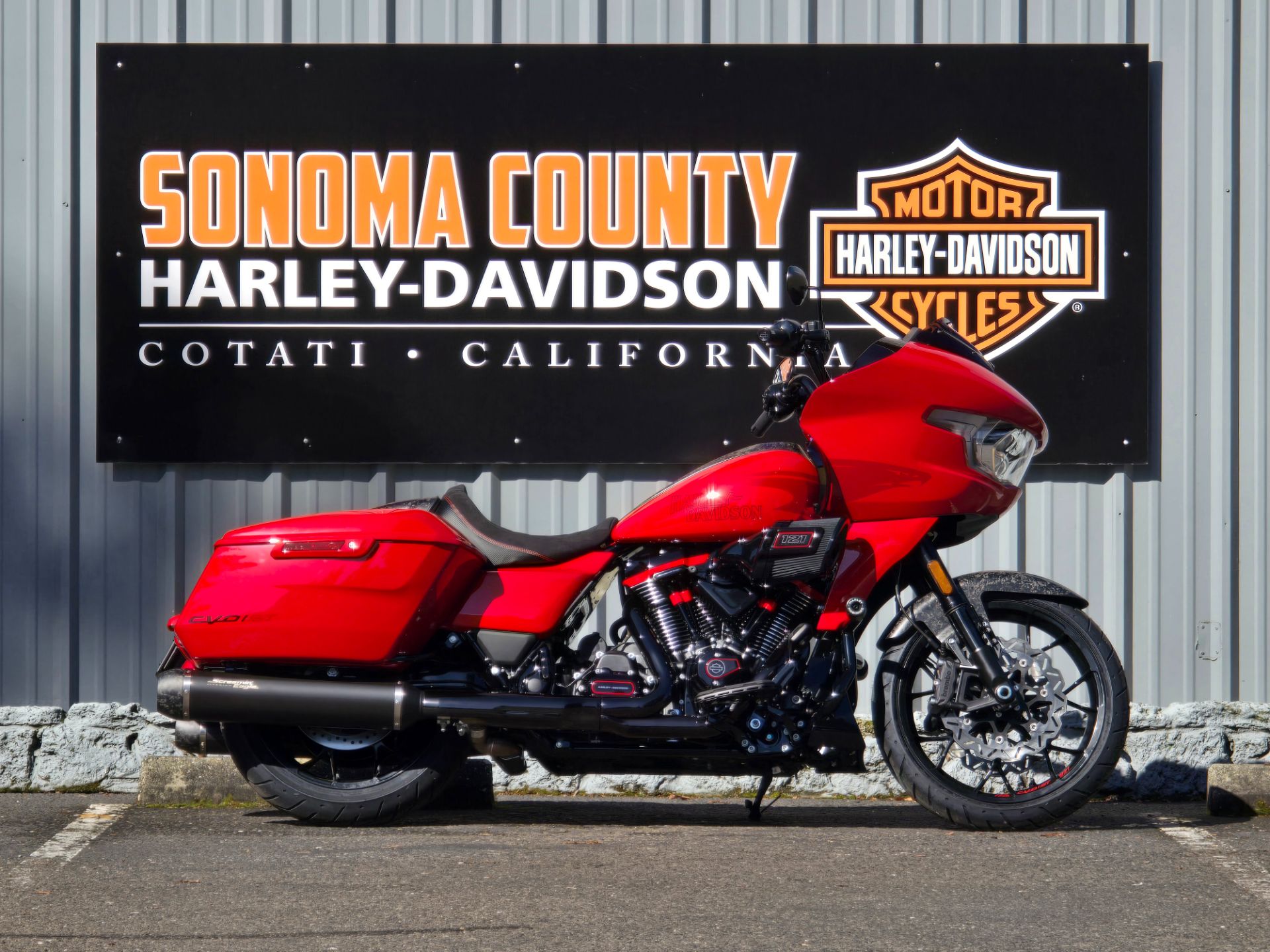 2025 Harley-Davidson CVO™ Road Glide® ST in Cotati, California - Photo 1