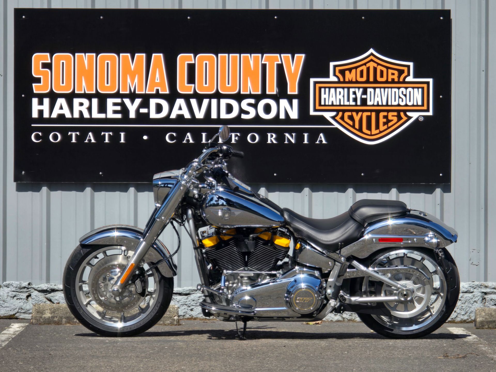 2025 Harley-Davidson Fat Boy® Gray Ghost in Cotati, California - Photo 3