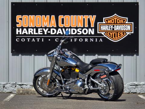 2025 Harley-Davidson Fat Boy® Gray Ghost in Cotati, California - Photo 4