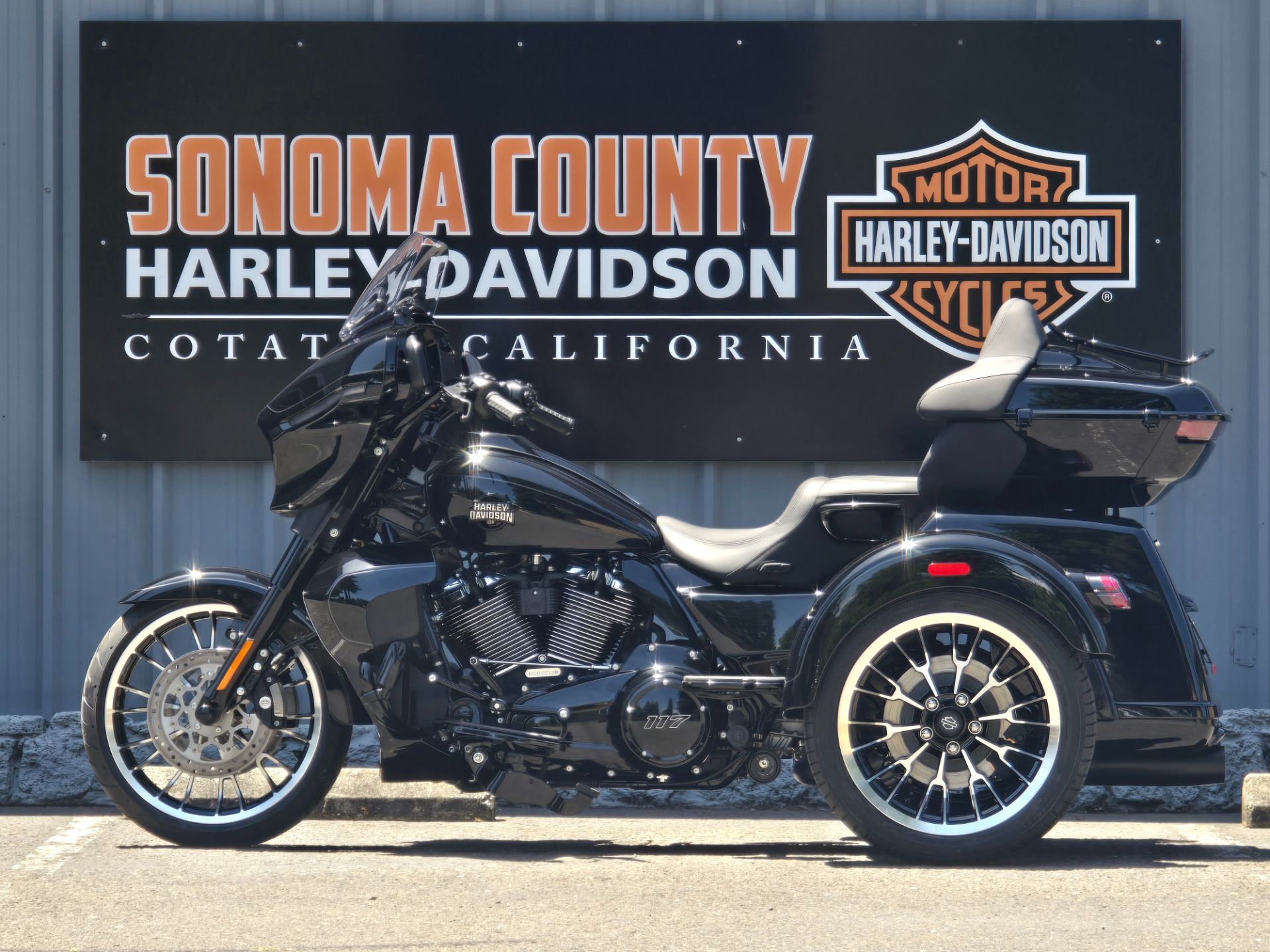 2026 Harley-Davidson Street Glide® 3 Limited in Cotati, California - Photo 3