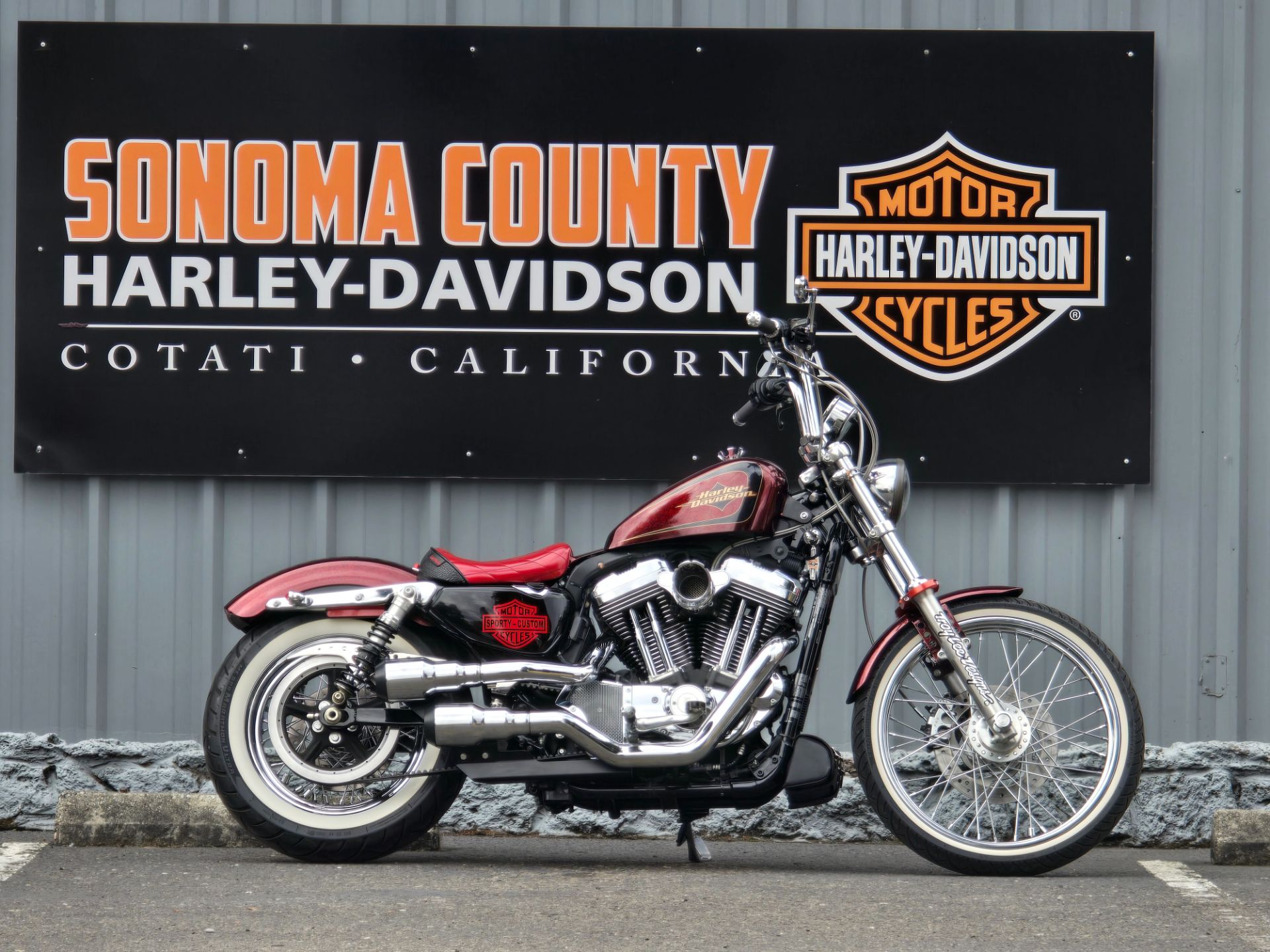2013 Harley-Davidson Sportster® Seventy-Two® in Cotati, California - Photo 1