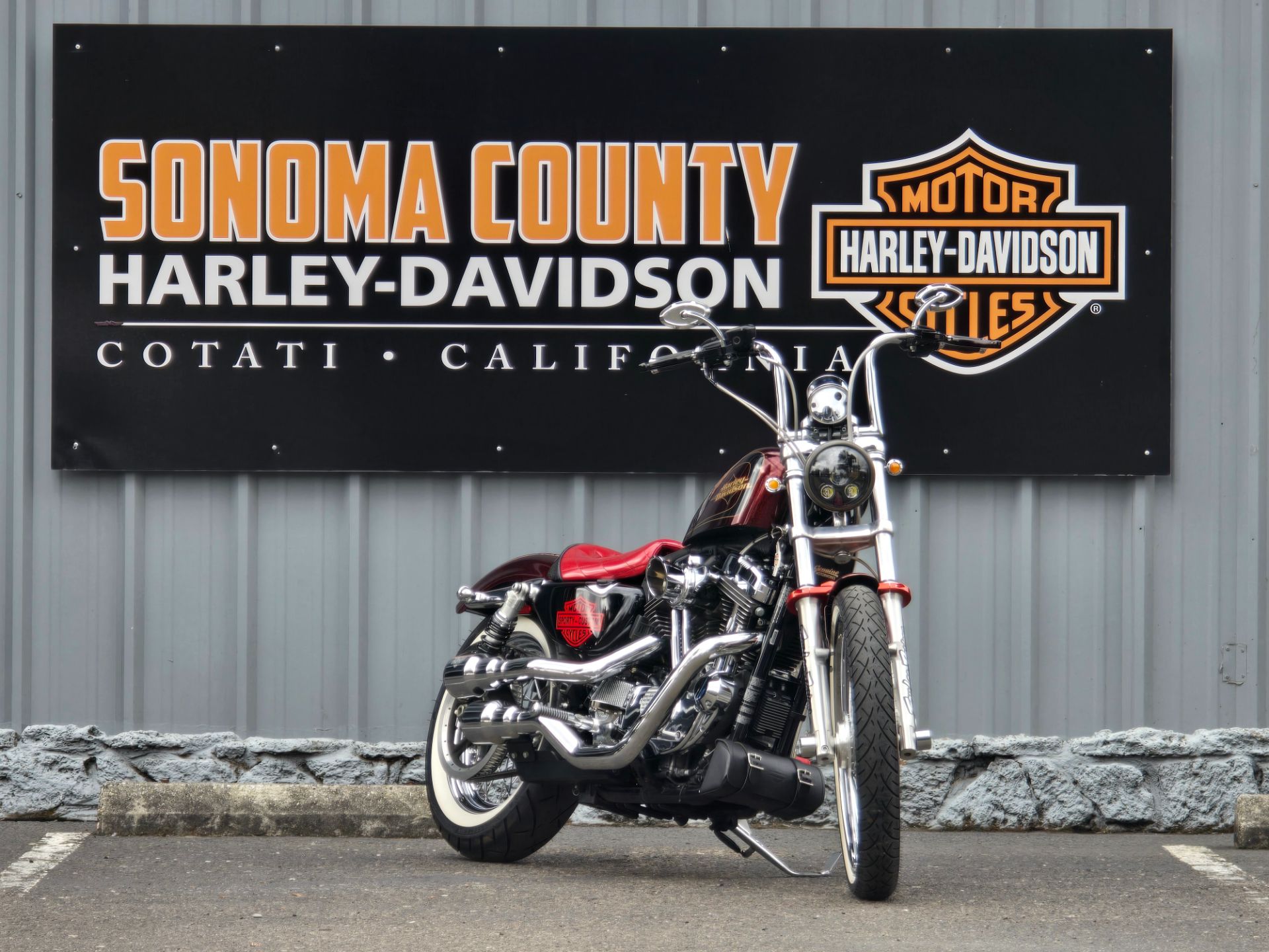 2013 Harley-Davidson Sportster® Seventy-Two® in Cotati, California - Photo 2