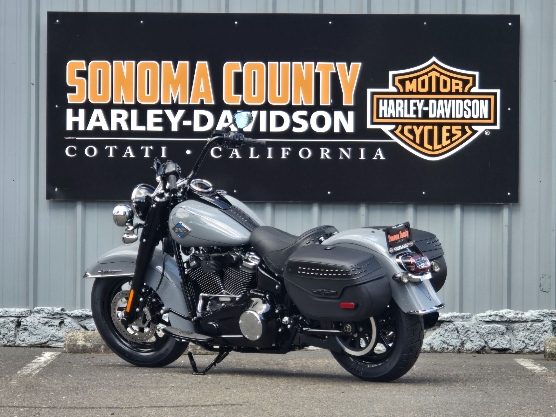 2026 Harley-Davidson Heritage Classic in Cotati, California - Photo 4