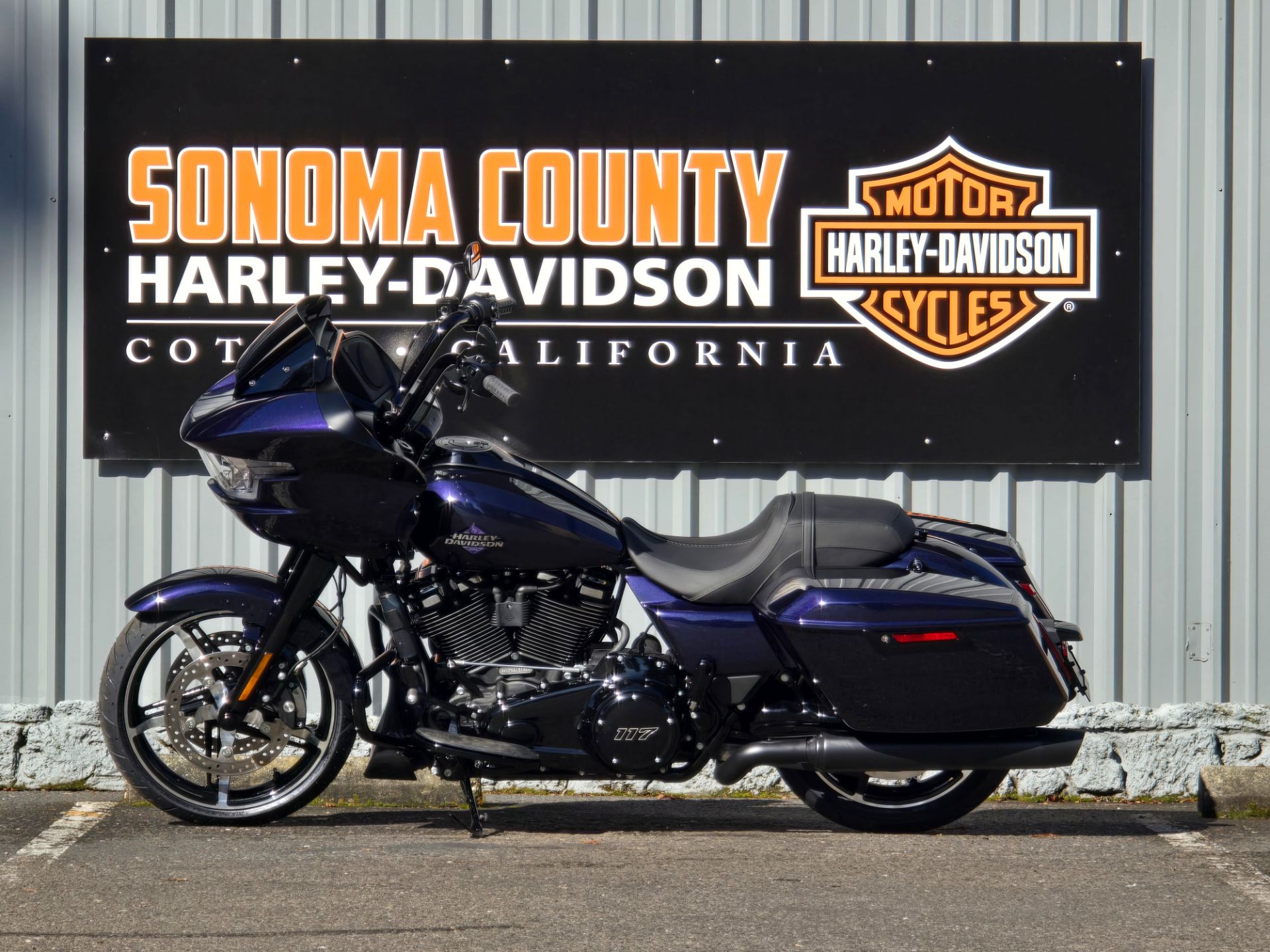 2025 Harley-Davidson Road Glide® in Cotati, California - Photo 3