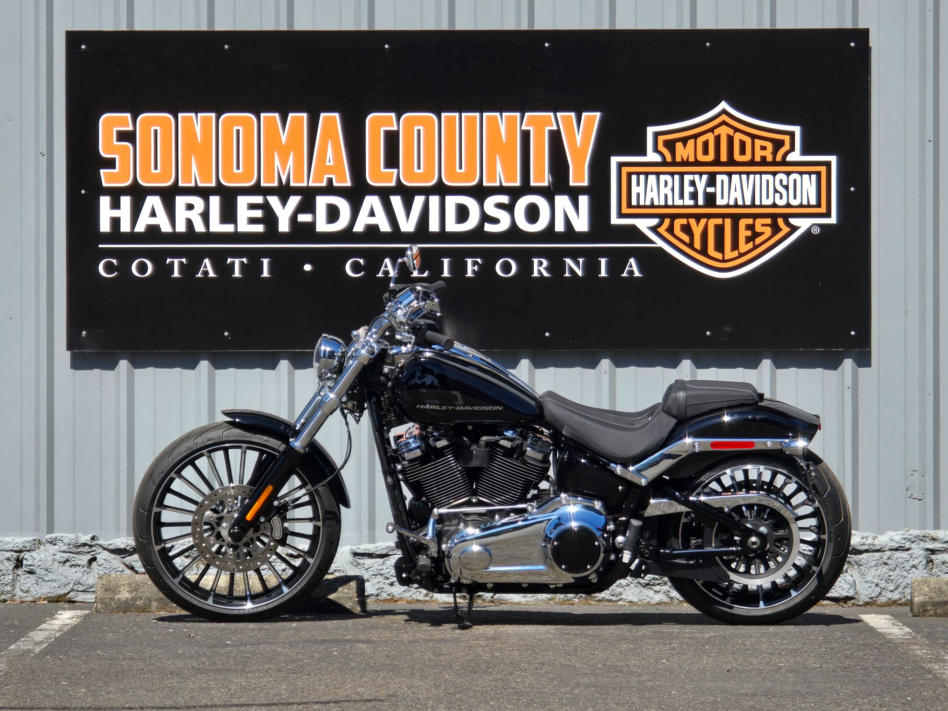 2025 Harley-Davidson Breakout® in Cotati, California - Photo 3