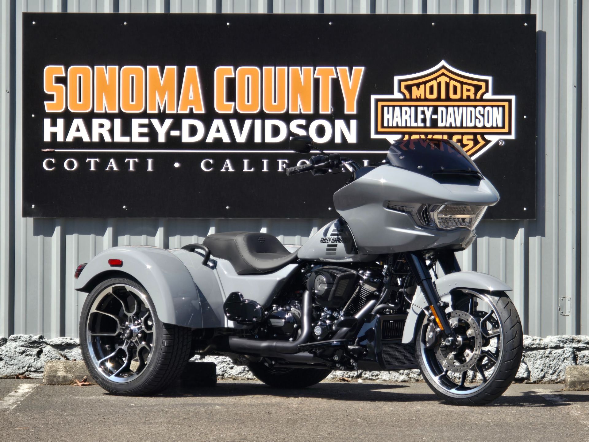 2026 Harley-Davidson Road Glide® 3 in Cotati, California - Photo 2