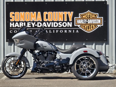 2026 Harley-Davidson Road Glide® 3 in Cotati, California - Photo 3