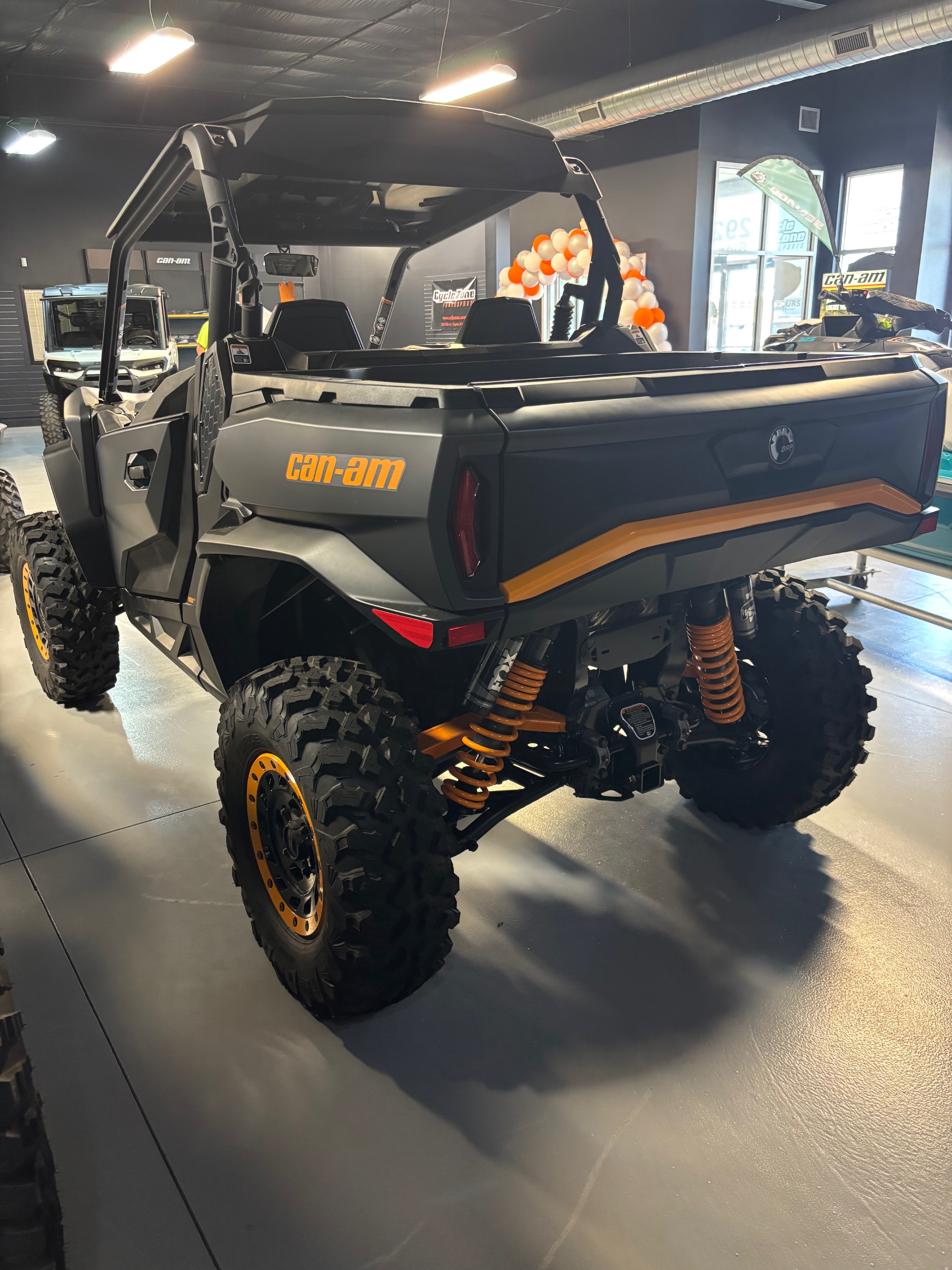 New 2026 Can-Am Commander XT-P, Topeka KS | Specs, Price, Photos