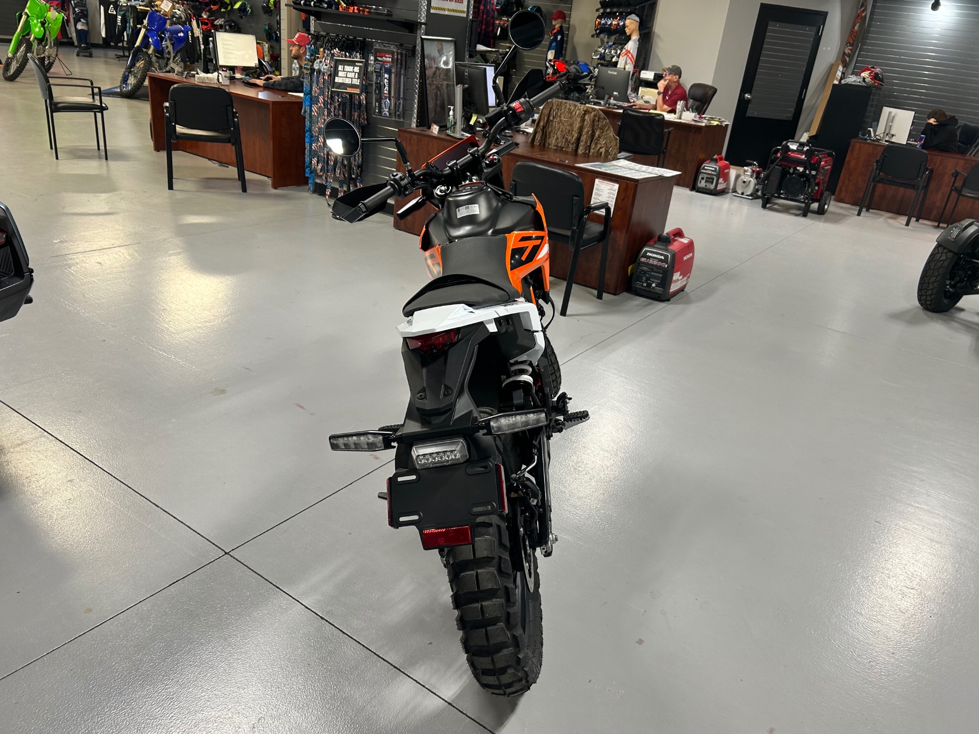2025 KTM 390 Enduro R in Topeka, Kansas - Photo 3
