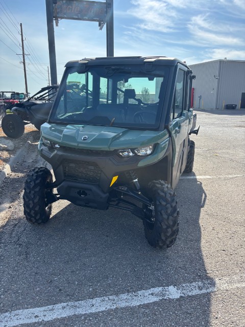 2026 Can-Am Defender MAX DPS CAB HD10