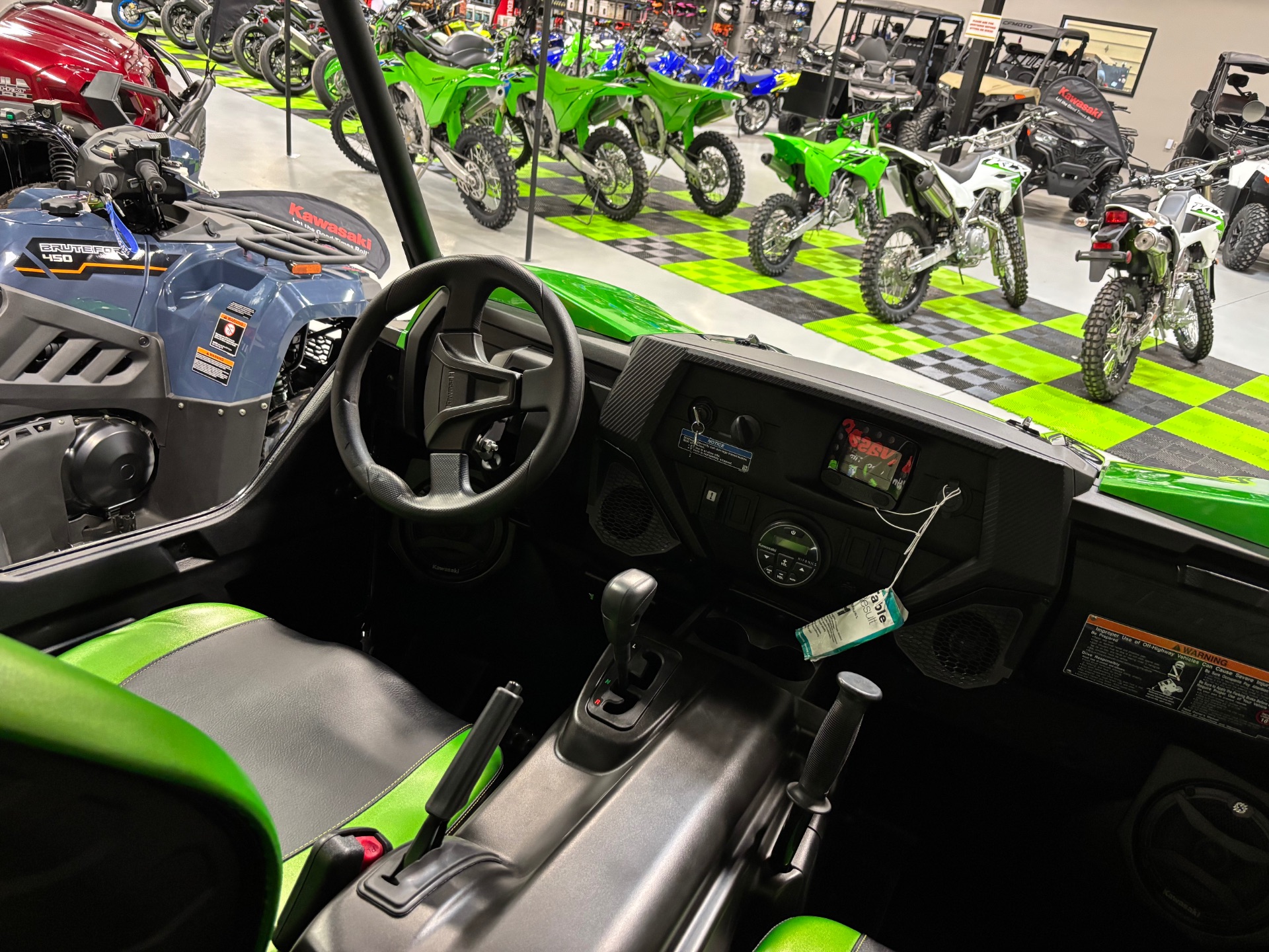 2025 Kawasaki Teryx4™ S SE in Topeka, Kansas - Photo 4