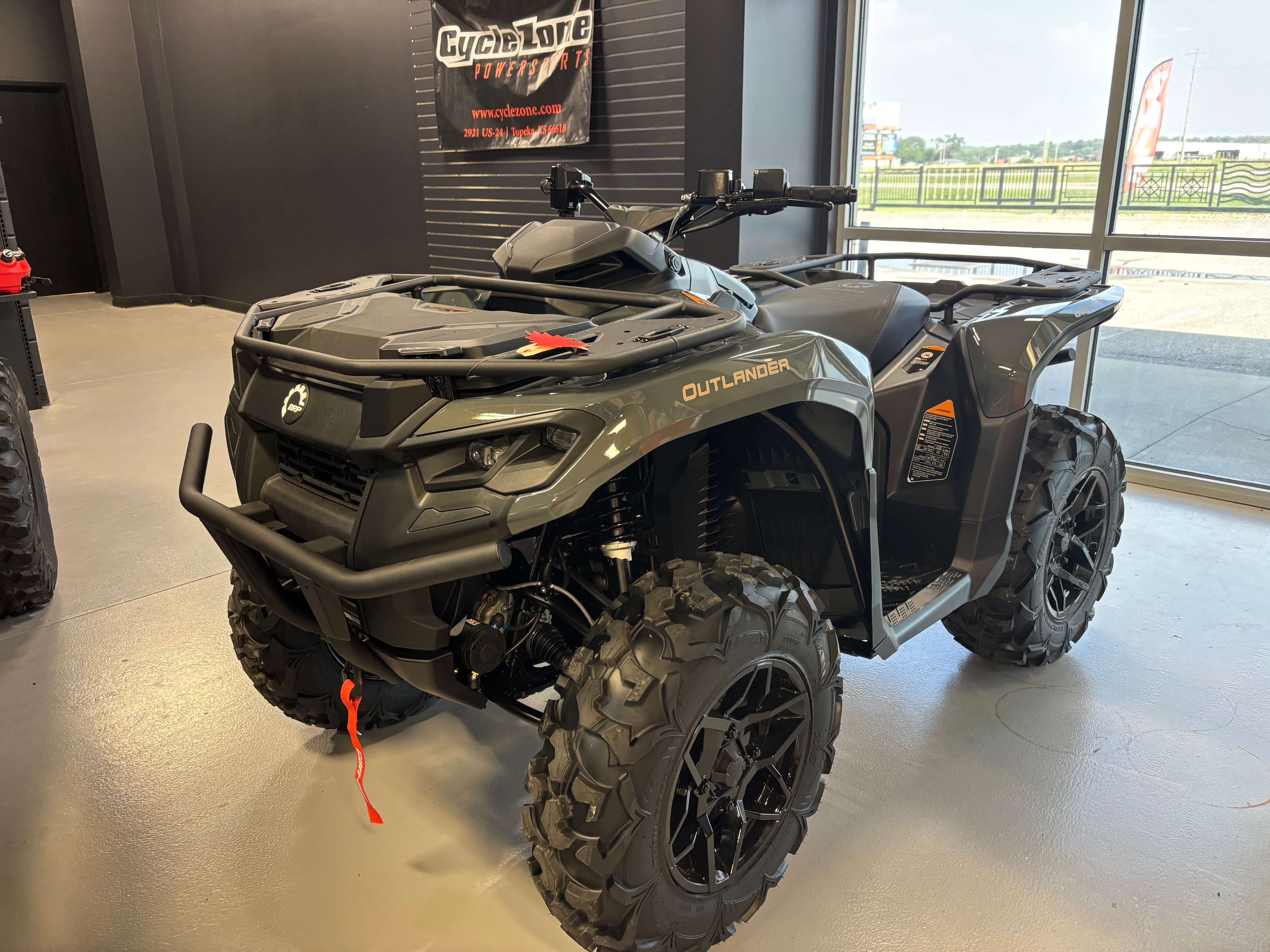 2027 Outlander XT 700
