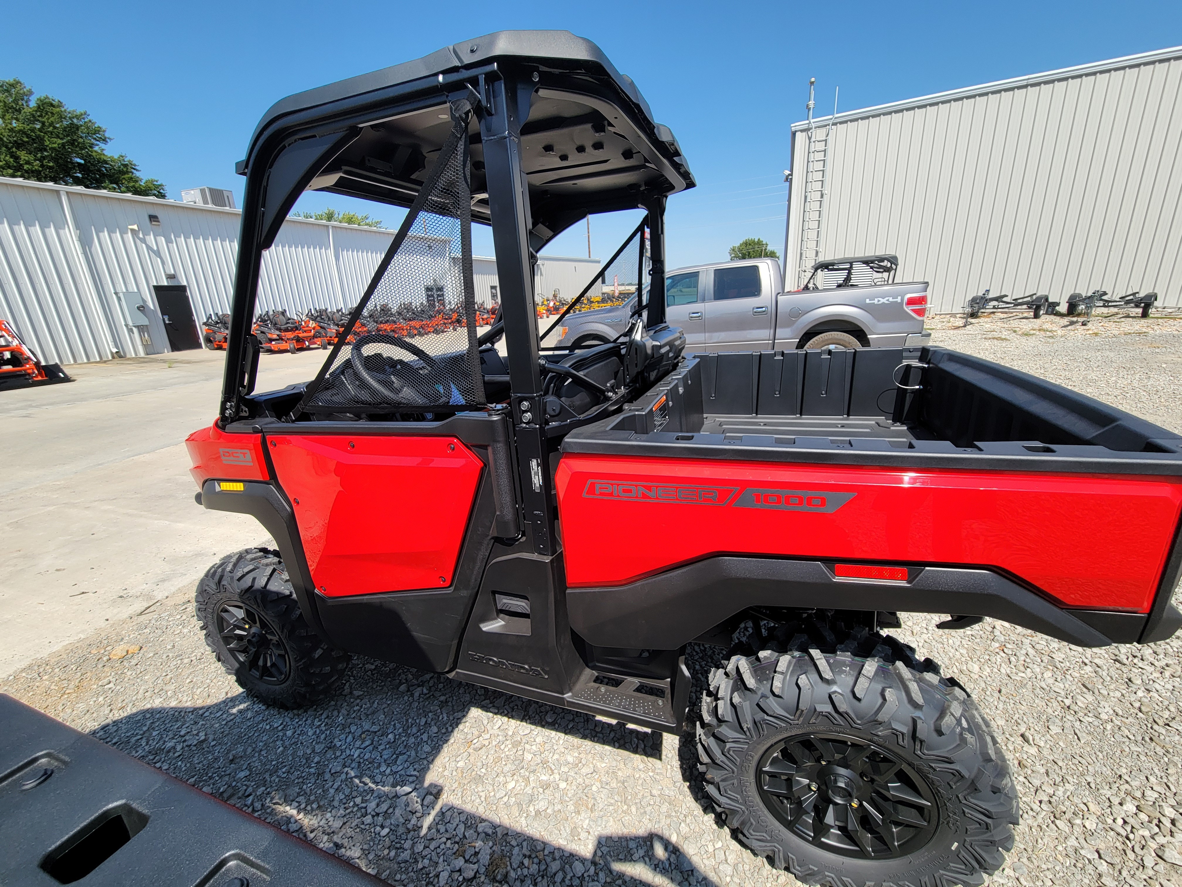 2026 Pioneer 1000 Deluxe