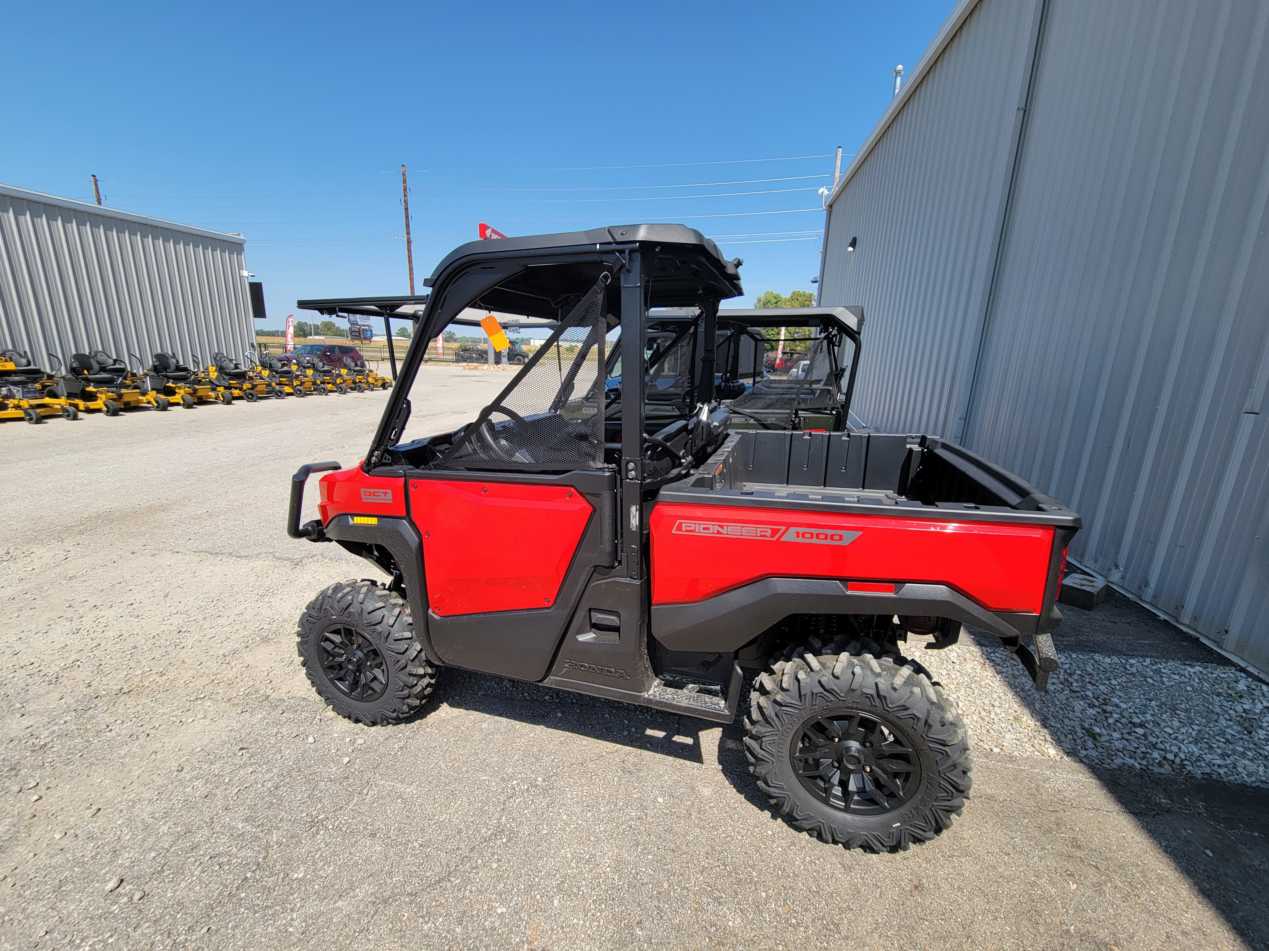 2026 Pioneer 1000 Deluxe