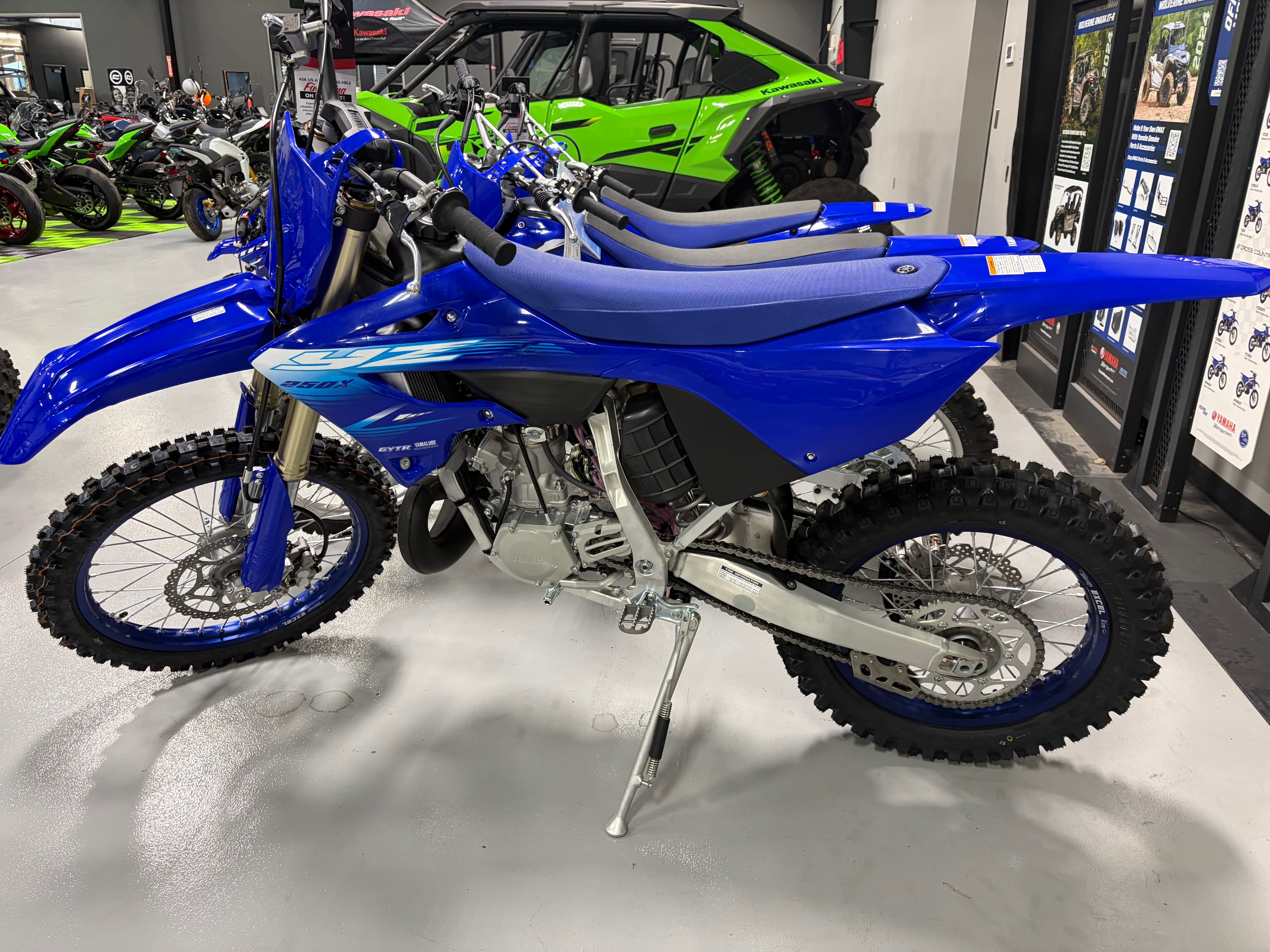 2027 YZ250X