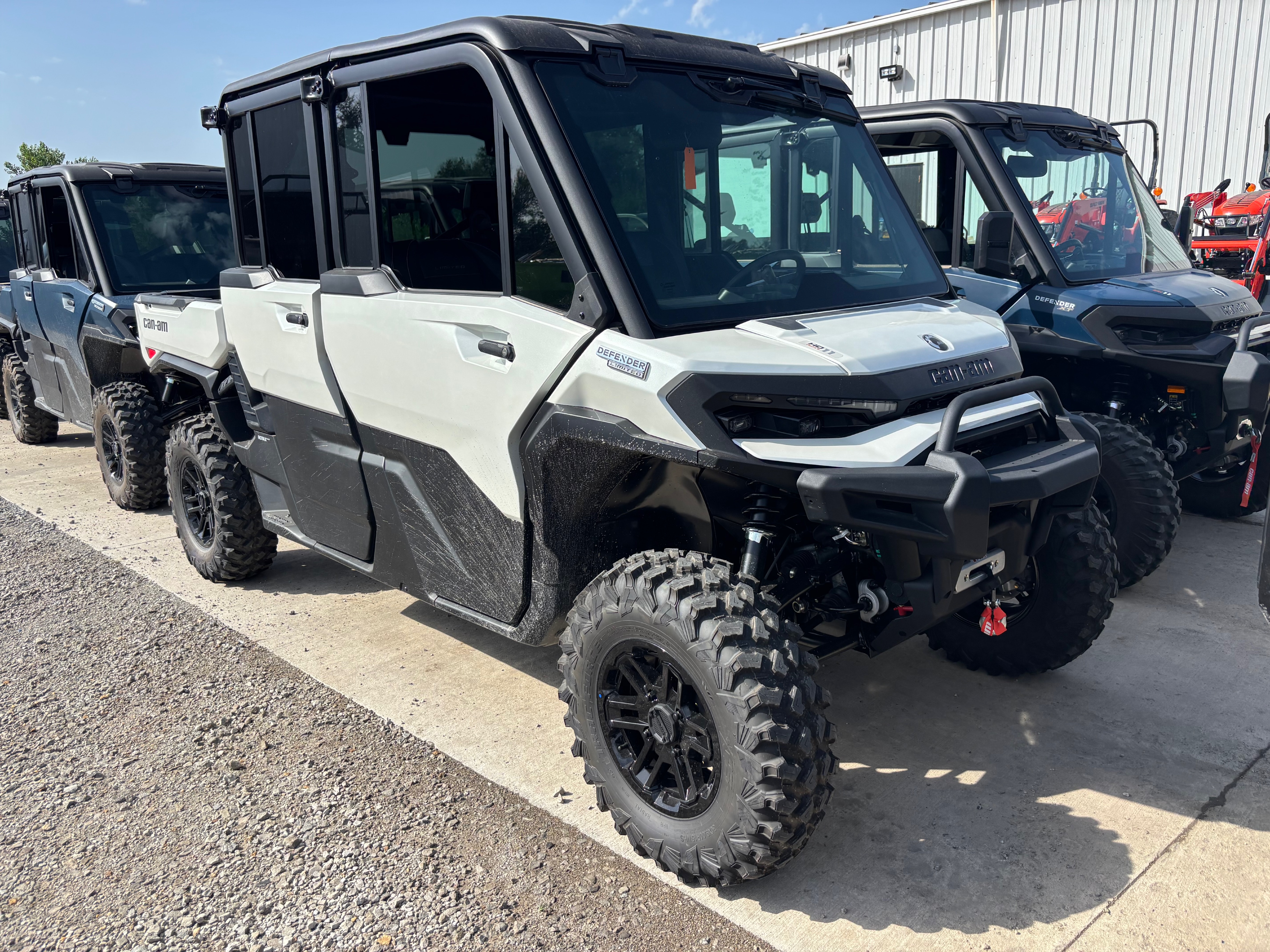 2026 Defender MAX Limited HD11