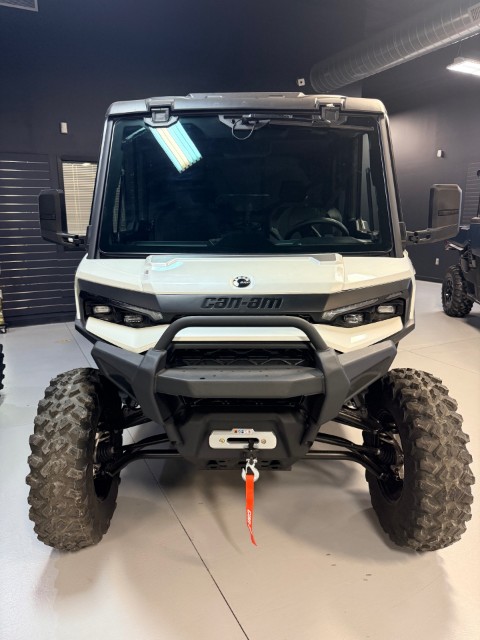 2026 Can-Am Defender MAX Limited HD11 in Topeka, Kansas - Photo 2