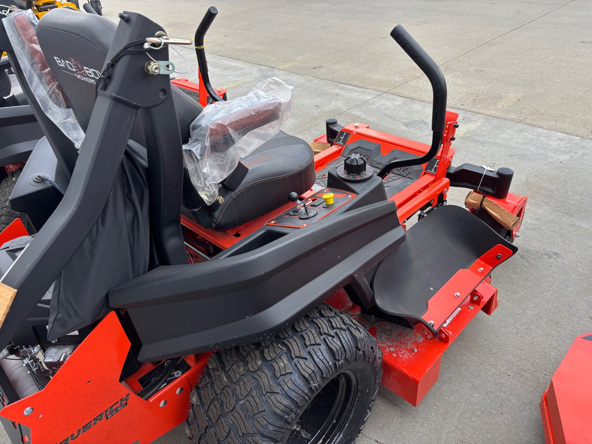 2024 Bad Boy Mowers Maverick 48 in. Kawasaki FS730 24 hp in Topeka, Kansas - Photo 3