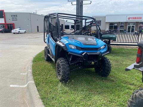 2025 Honda Pioneer 1000-5 Deluxe in Topeka, Kansas - Photo 2