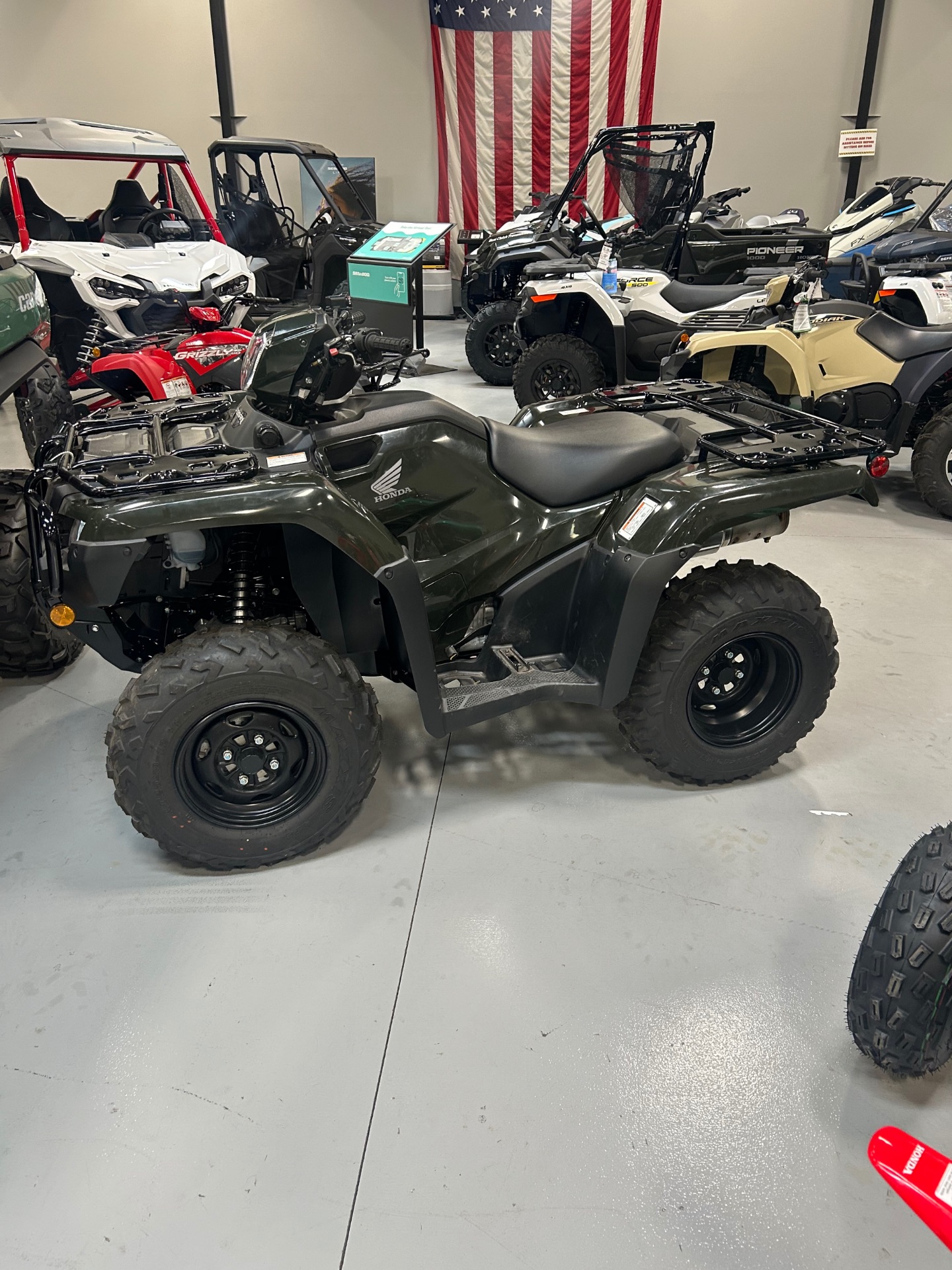 2026 Honda FourTrax Foreman 4x4 EPS in Topeka, Kansas - Photo 2