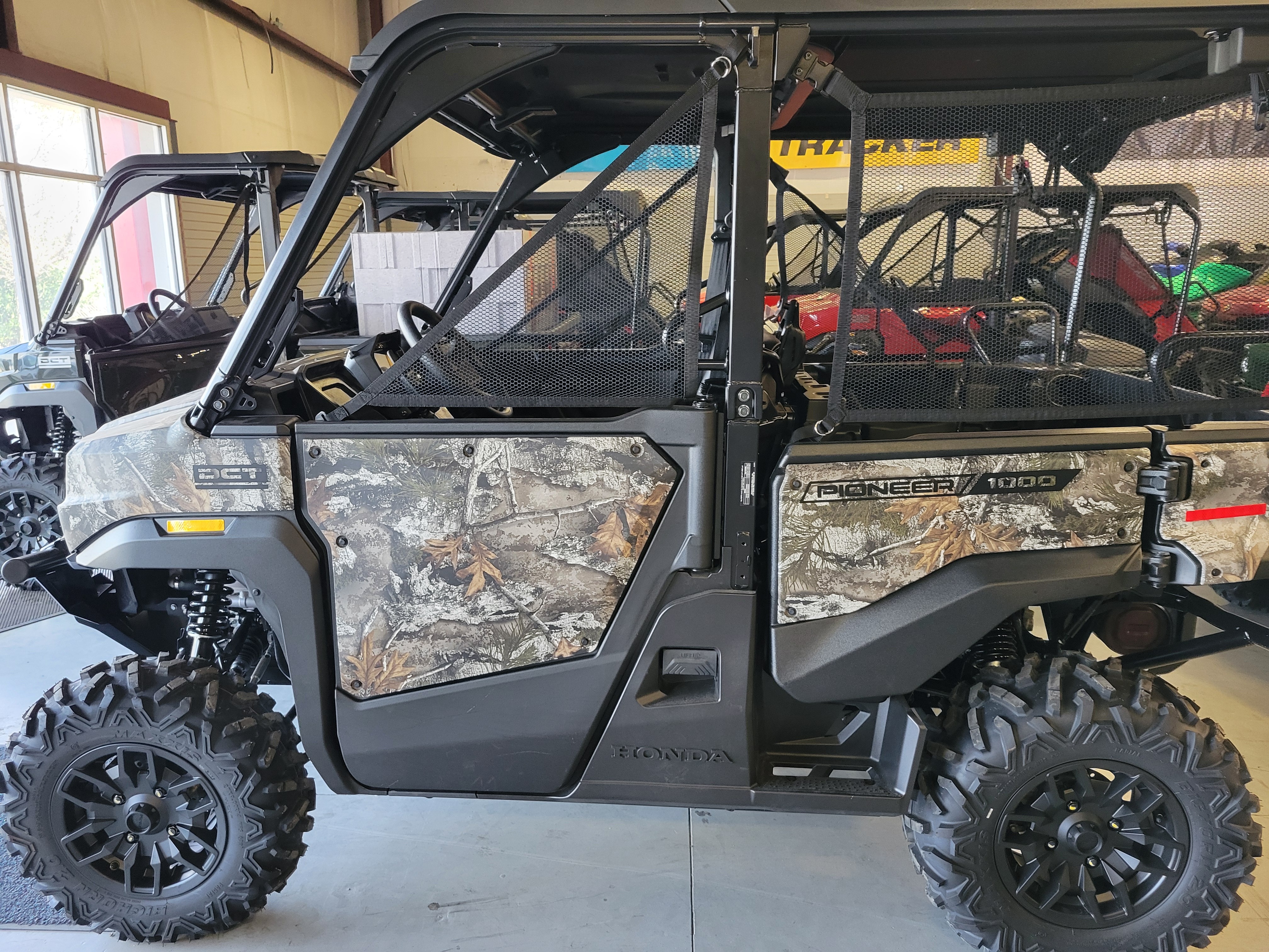 2026 Pioneer 1000-5 Deluxe