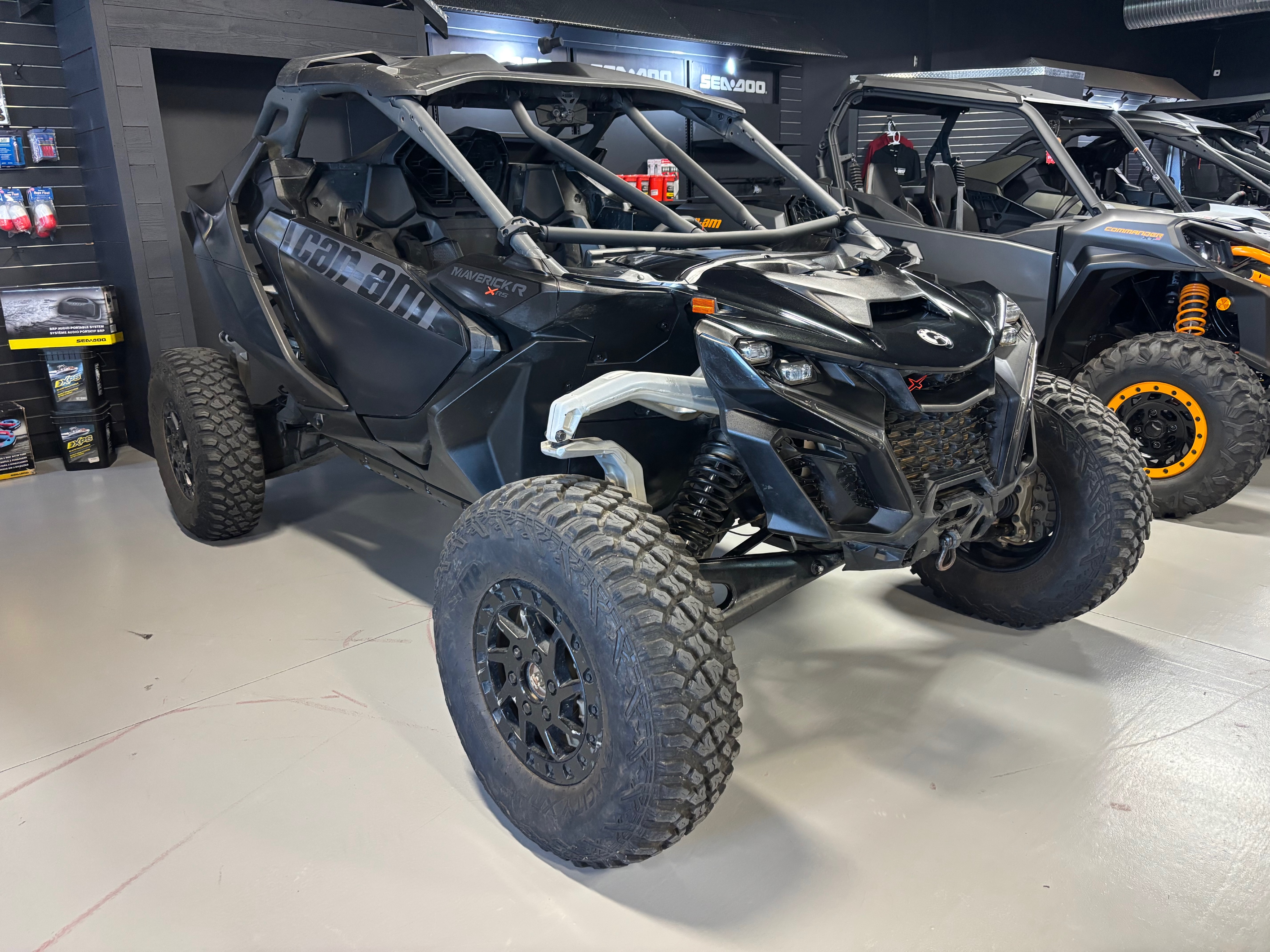 2024 Maverick R X RS with Smart-Shox