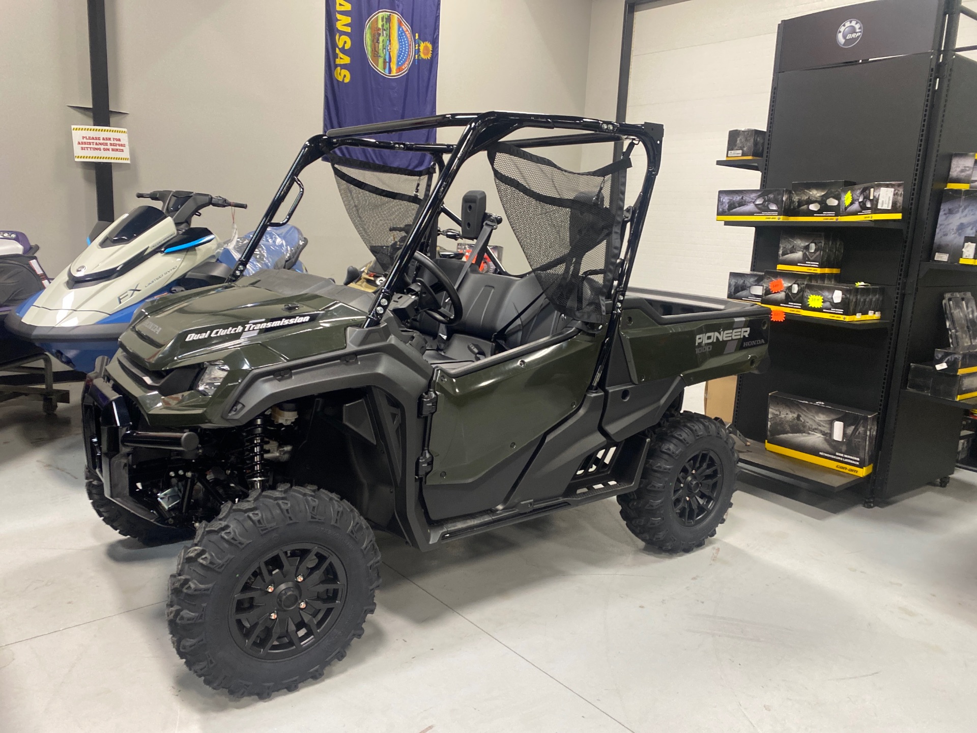 2025 Honda Pioneer 1000 Deluxe in Topeka, Kansas - Photo 1