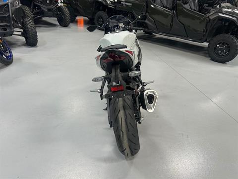 2025 Kawasaki Ninja ZX-6R ABS in Topeka, Kansas - Photo 4