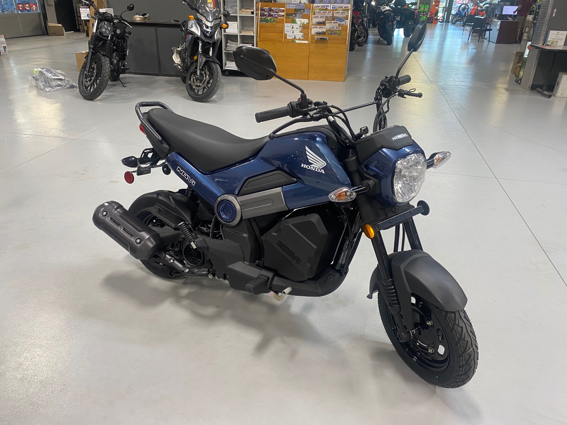 2025 Honda Navi in Topeka, Kansas - Photo 5