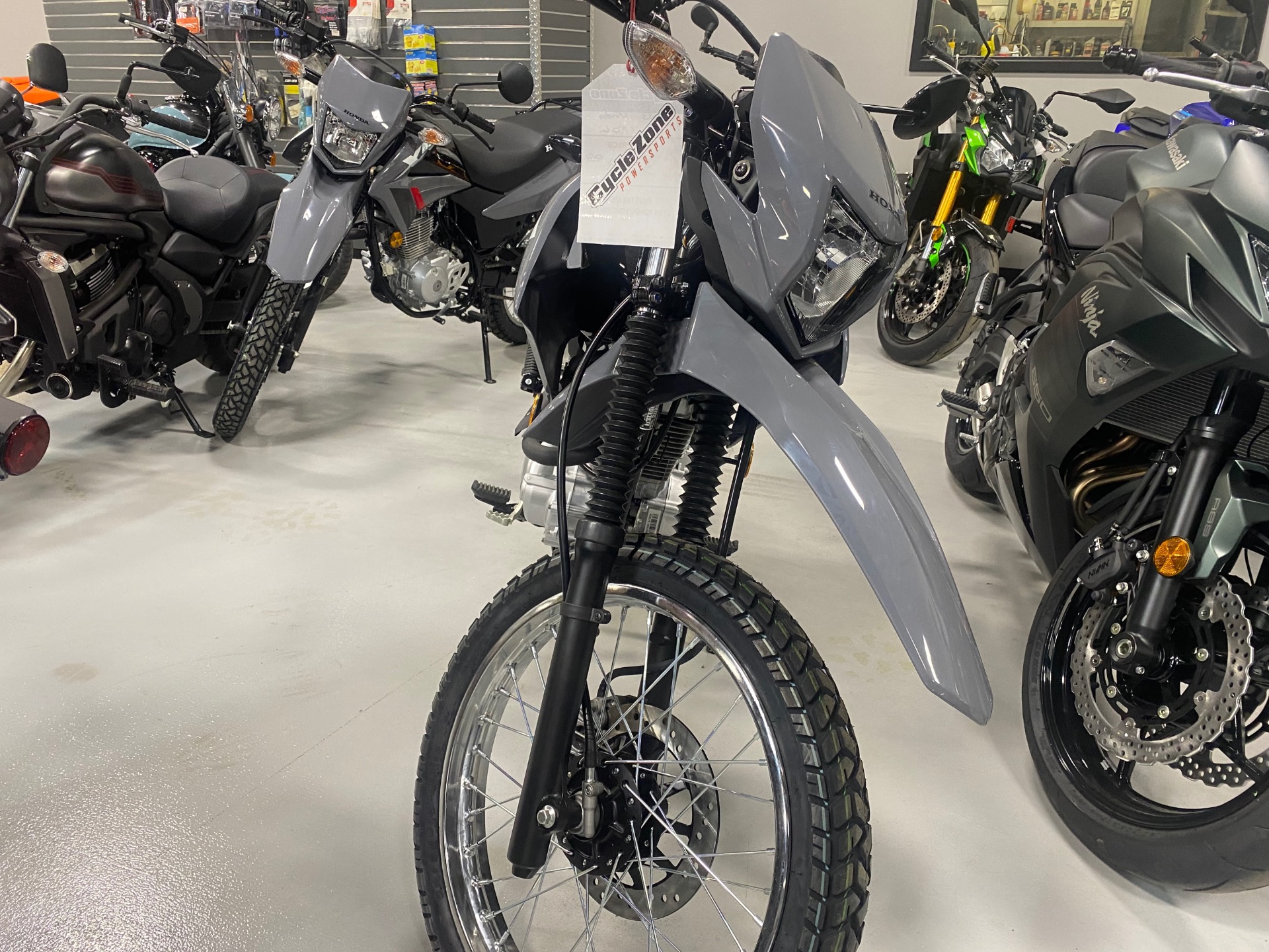 2025 Honda XR150L in Topeka, Kansas - Photo 4