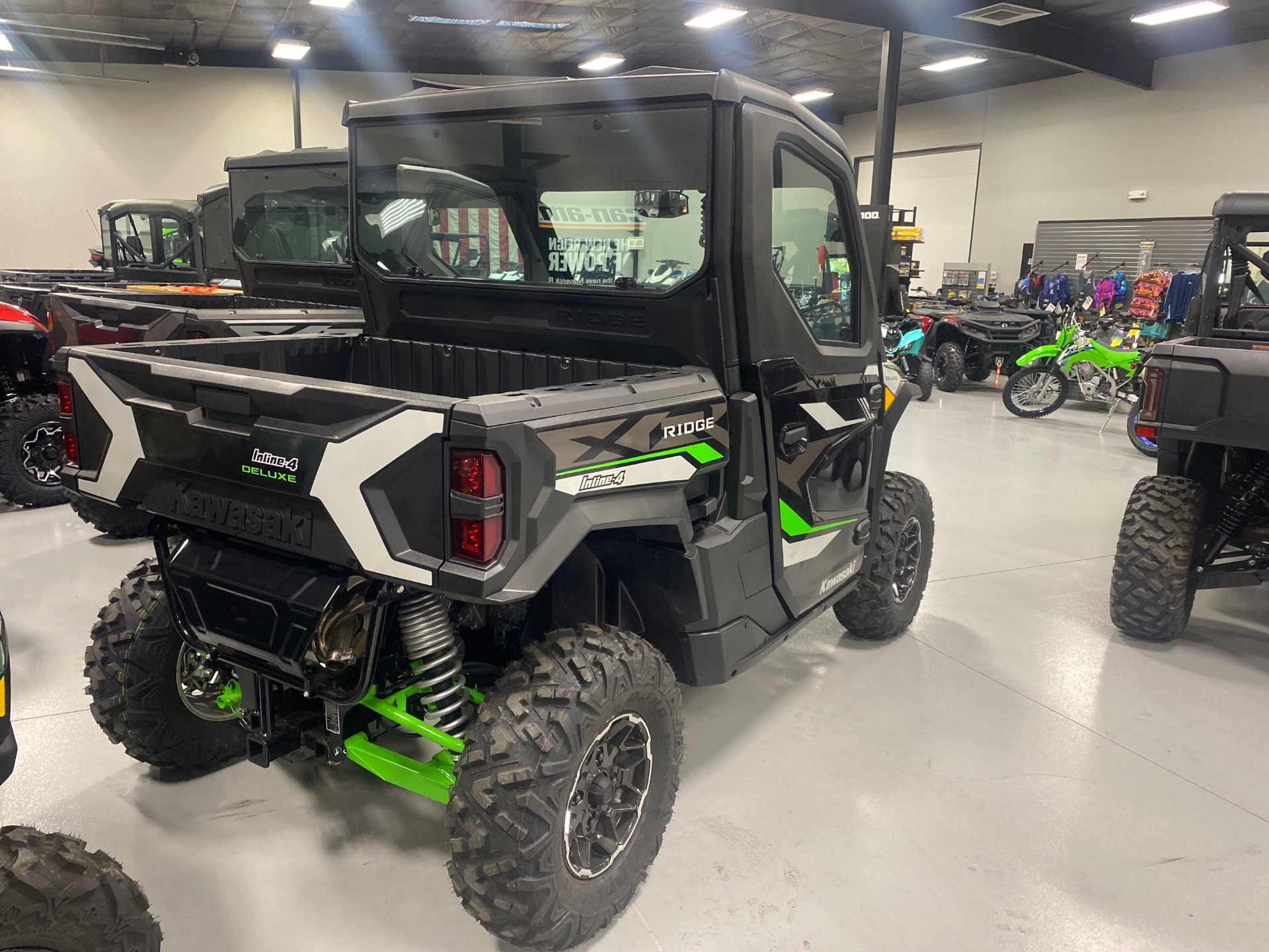 2025 Kawasaki RIDGE XR Deluxe HVAC in Topeka, Kansas - Photo 2