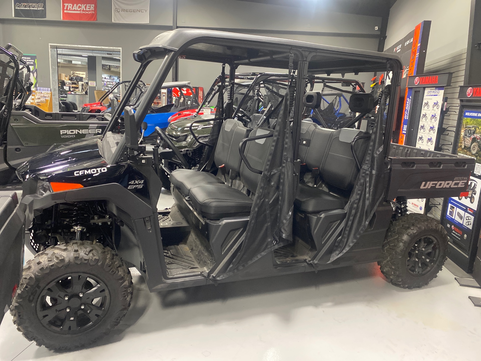2025 CFMOTO UForce 800 XL in Topeka, Kansas - Photo 3