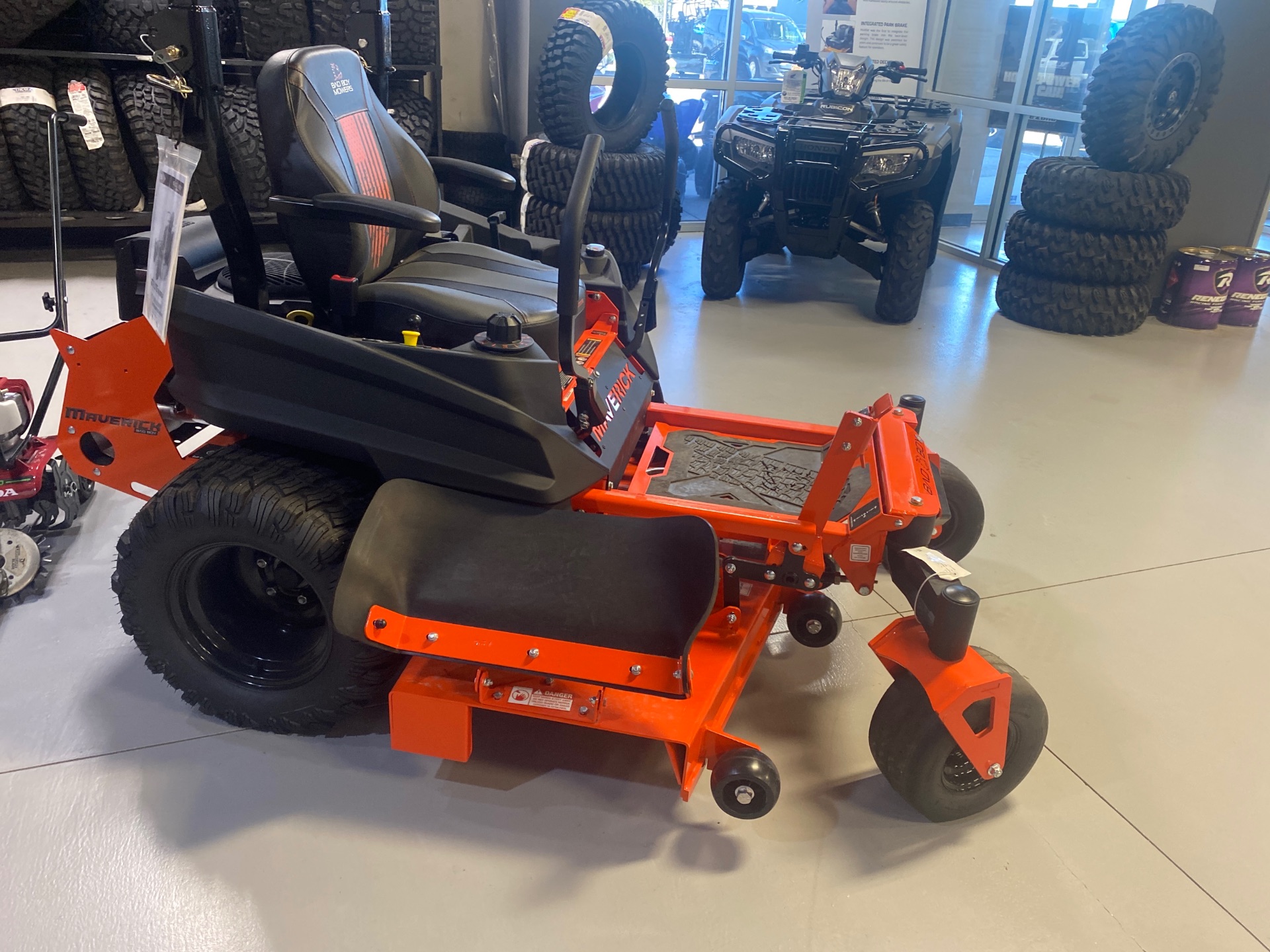 2025 Bad Boy Mowers Maverick 54 in. Kohler Confidant ZT740 25 hp in Topeka, Kansas - Photo 2