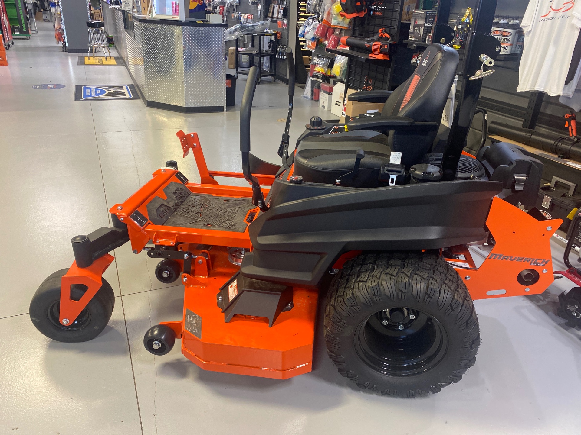 2025 Bad Boy Mowers Maverick 54 in. Kohler Confidant ZT740 25 hp in Topeka, Kansas - Photo 3