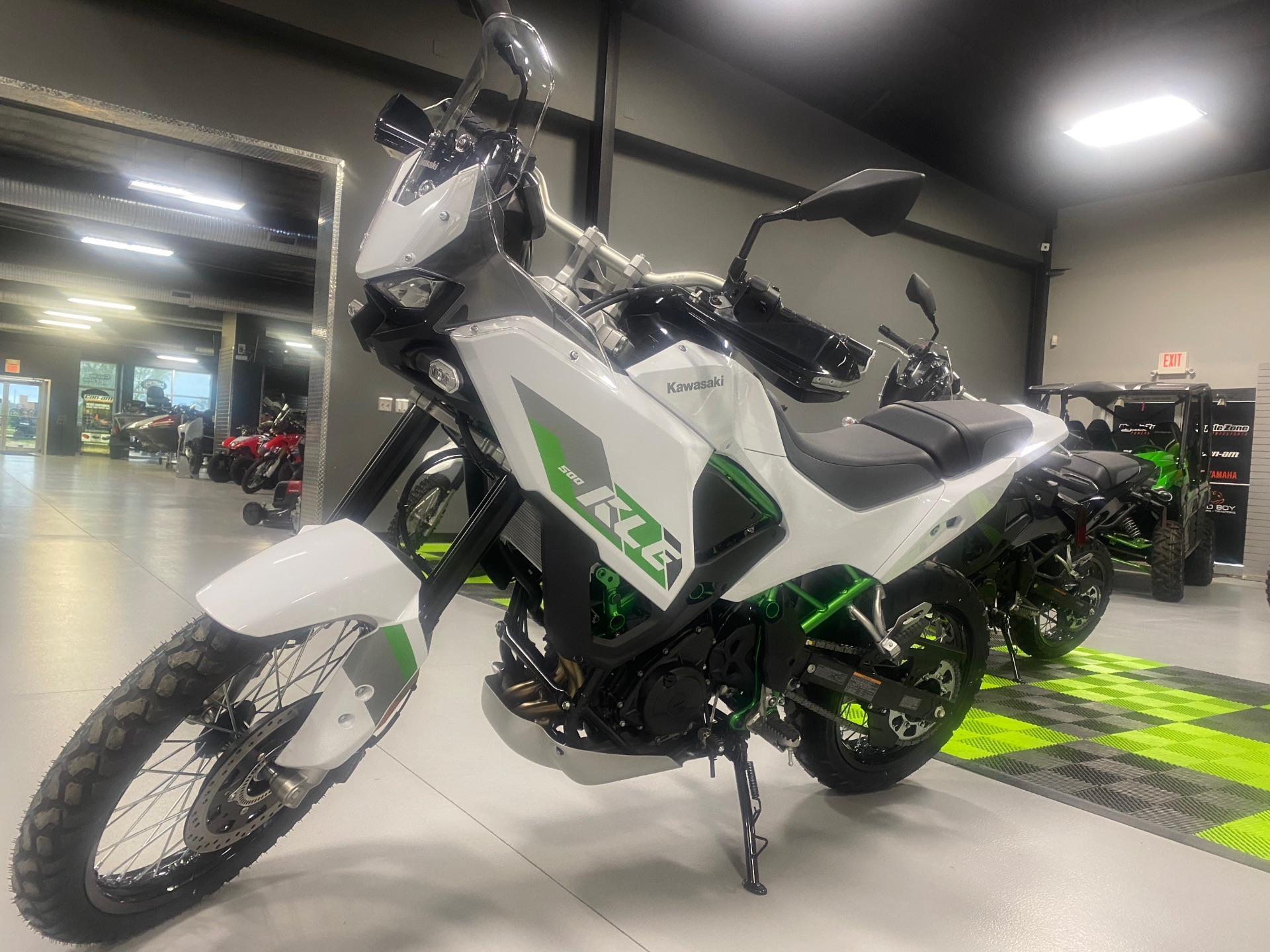2026 Kawasaki KLE®500 SE ABS in Topeka, Kansas - Photo 2