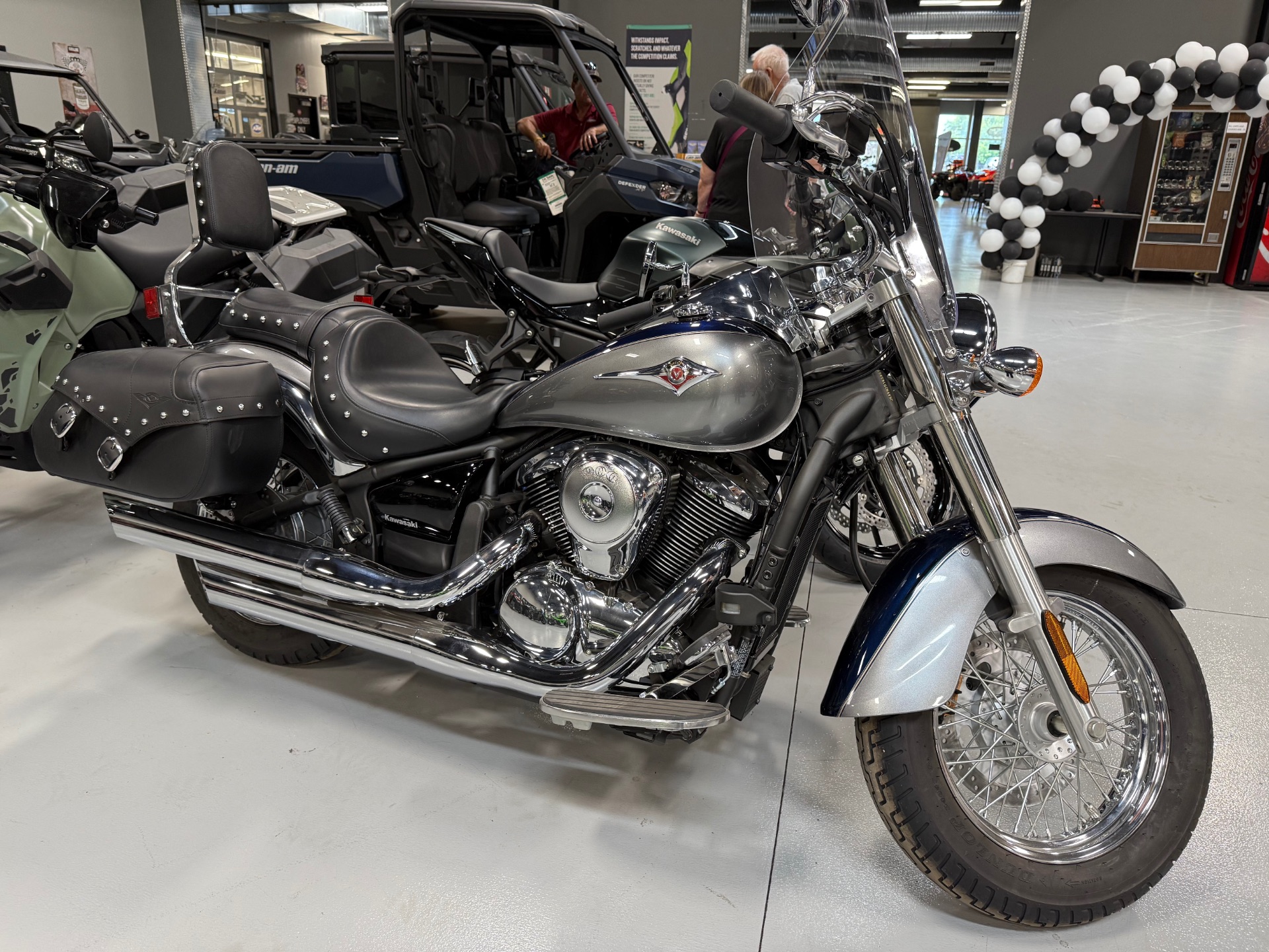 2025 Kawasaki Vulcan 900 Classic LT in Topeka, Kansas - Photo 1