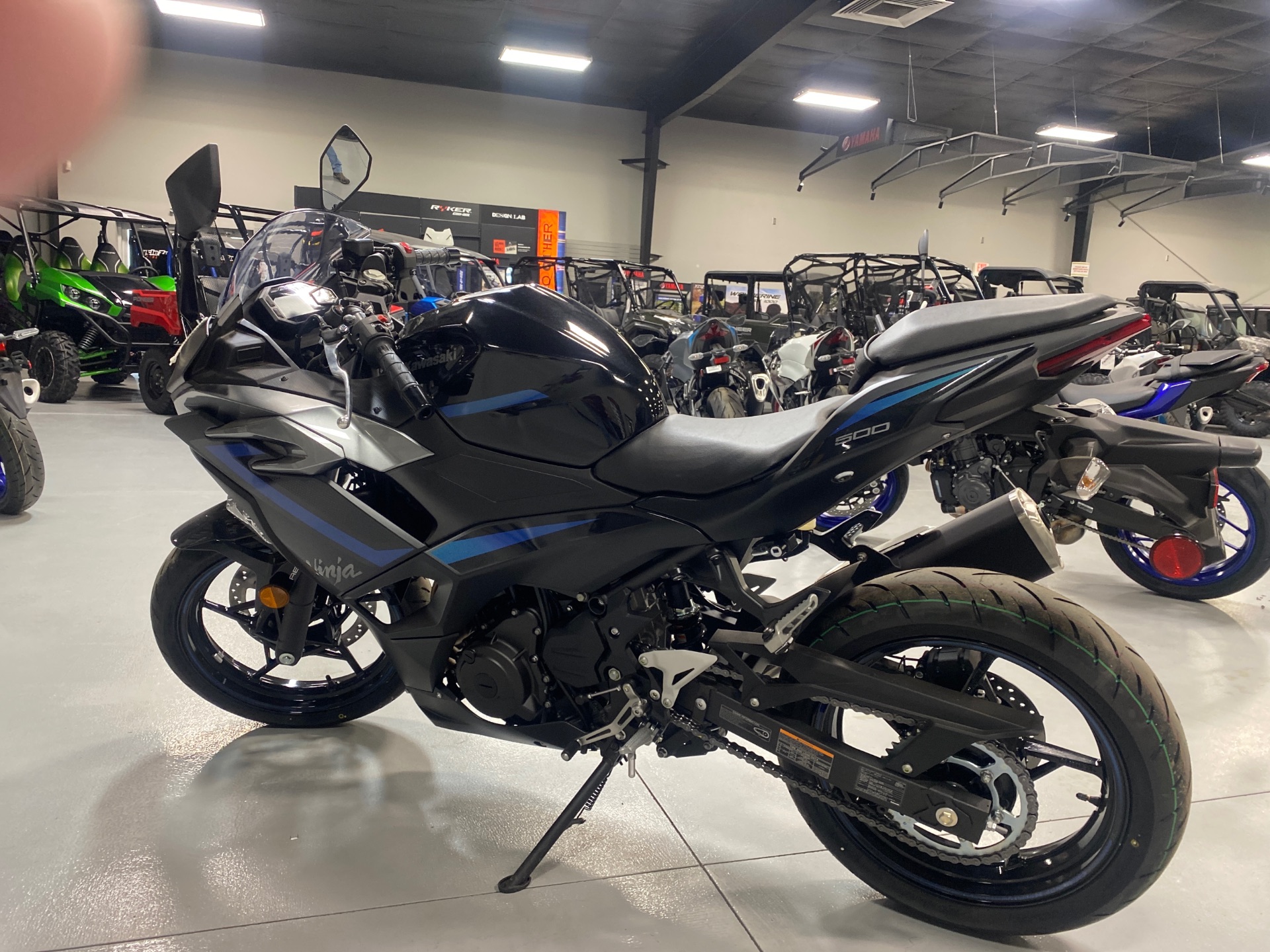 2025 Kawasaki Ninja 500 ABS in Topeka, Kansas - Photo 2