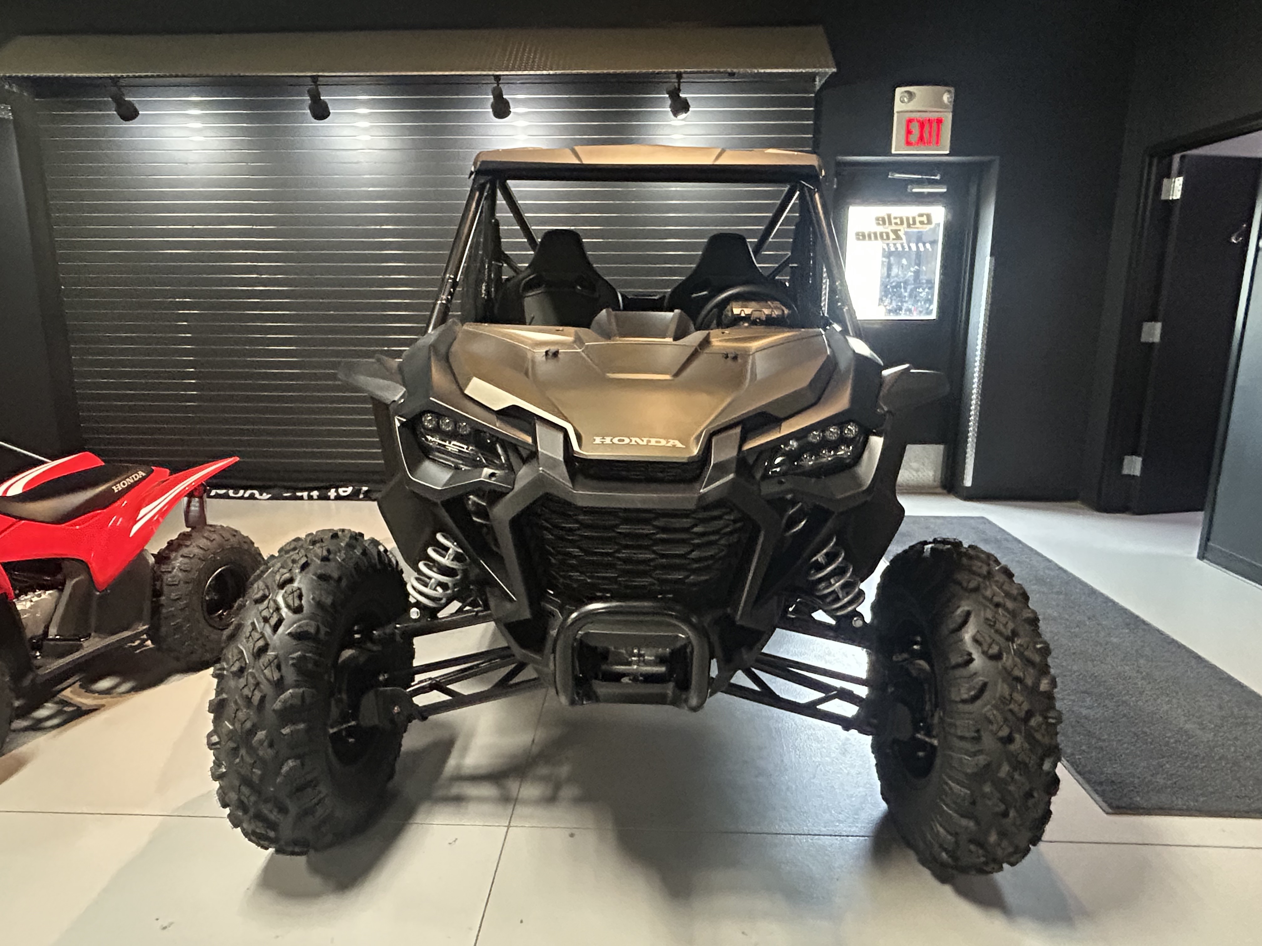 2026 Honda Talon 1000R FOX Live Valve 3