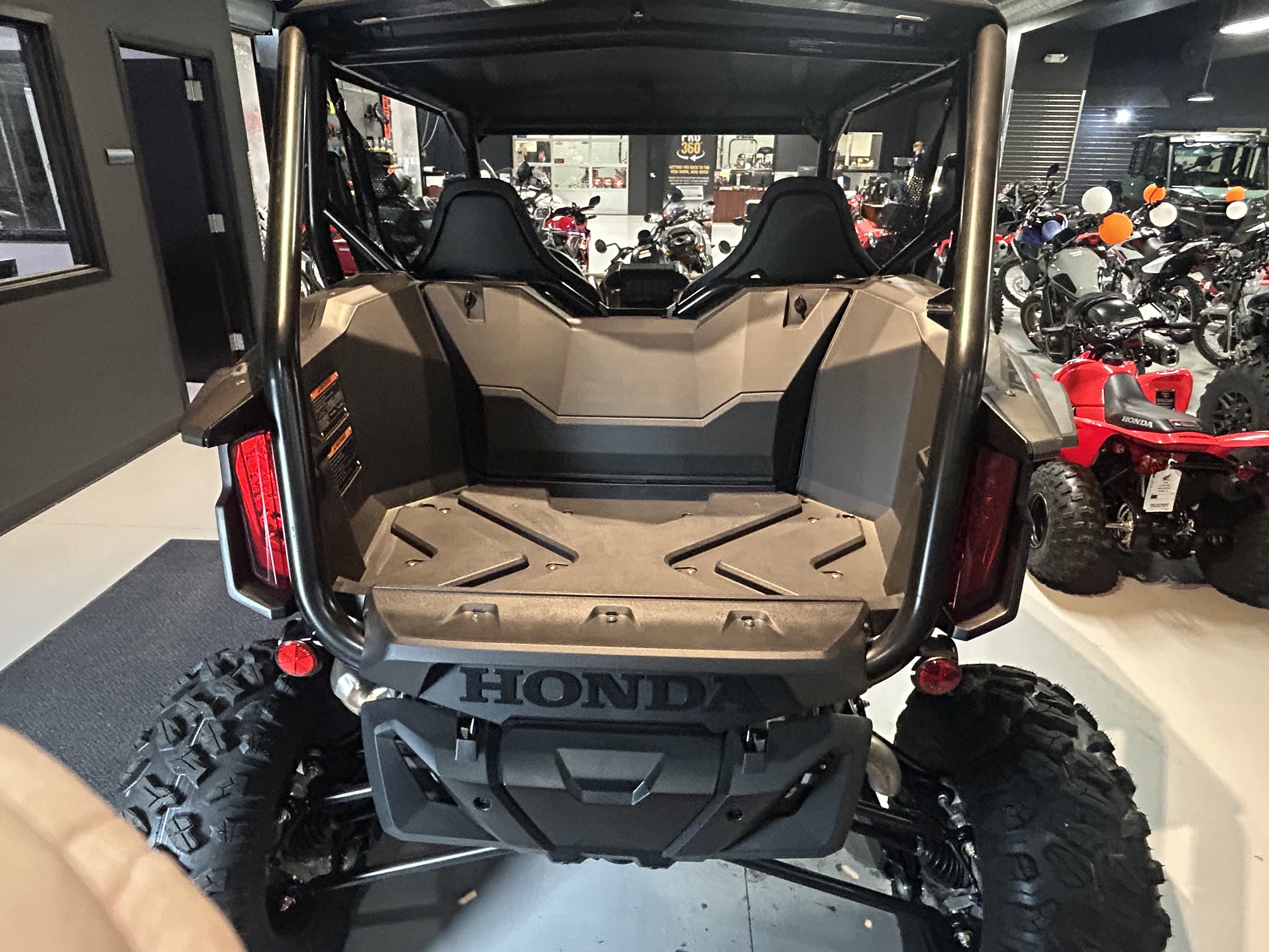 2026 Honda Talon 1000R FOX Live Valve 5