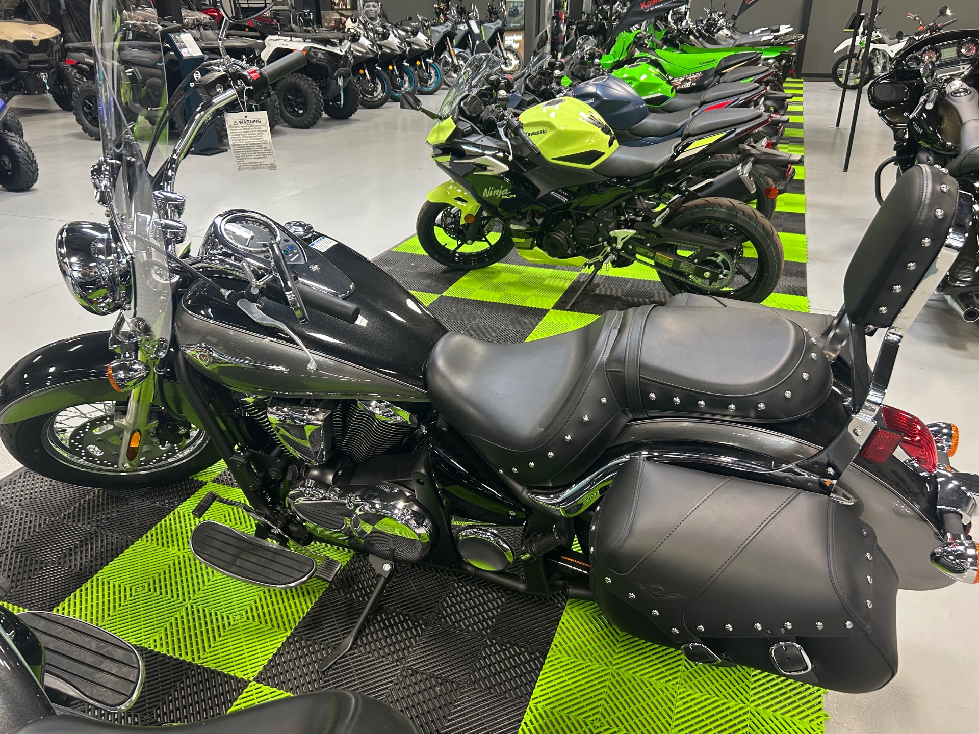 2026 Kawasaki Vulcan® 900 Classic LT in Topeka, Kansas - Photo 2