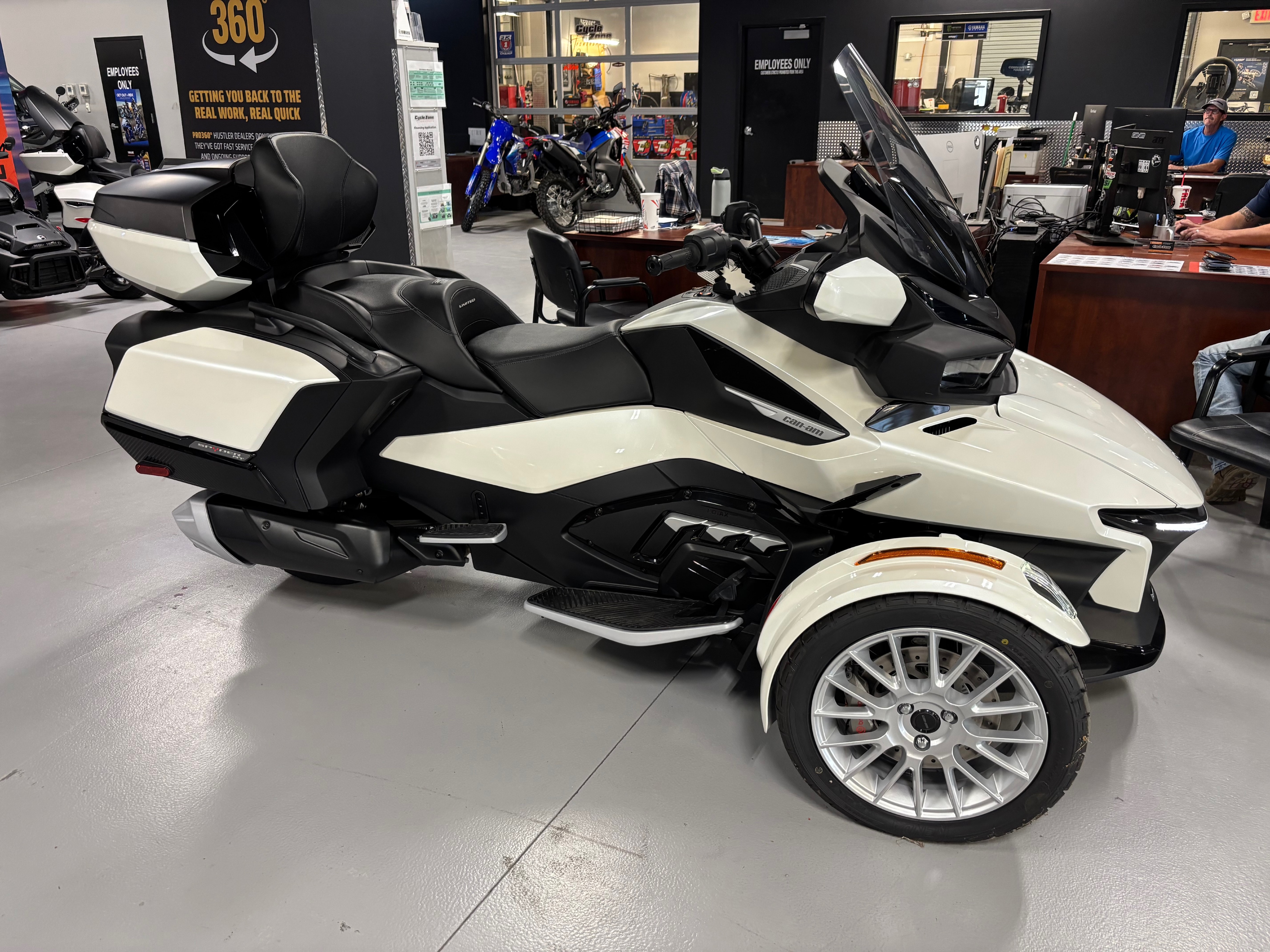 2026 Spyder RT Limited