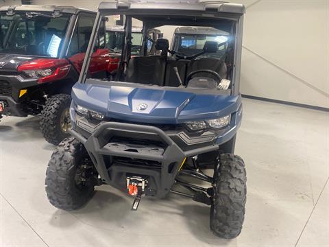 2025 Can-Am Defender MAX XT HD9 in Topeka, Kansas - Photo 2