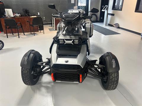 2025 Can-Am Canyon XT in Topeka, Kansas - Photo 3