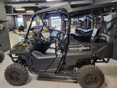 2026 Honda Pioneer 700-4 Deluxe in Topeka, Kansas - Photo 2