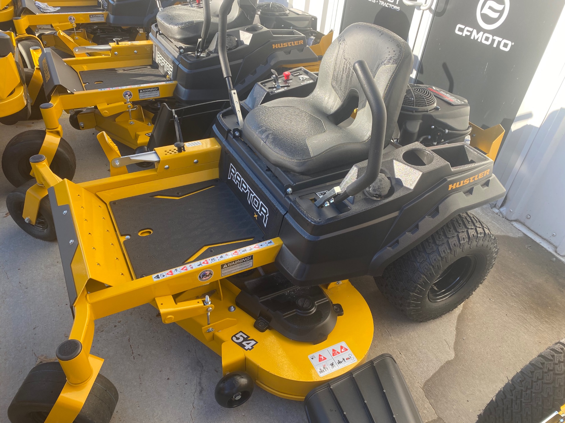 2025 Hustler Turf Equipment Raptor X 54 in. Kawasaki FR651 21.5 hp in Topeka, Kansas - Photo 2