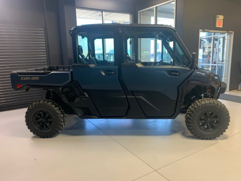 2026 Can-Am Defender MAX XT CAB HD11 in Topeka, Kansas - Photo 5