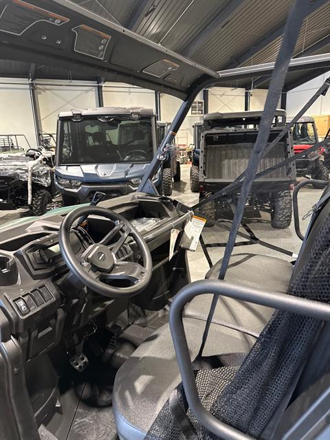 2025 Can-Am Defender MAX DPS HD7 in Topeka, Kansas - Photo 6