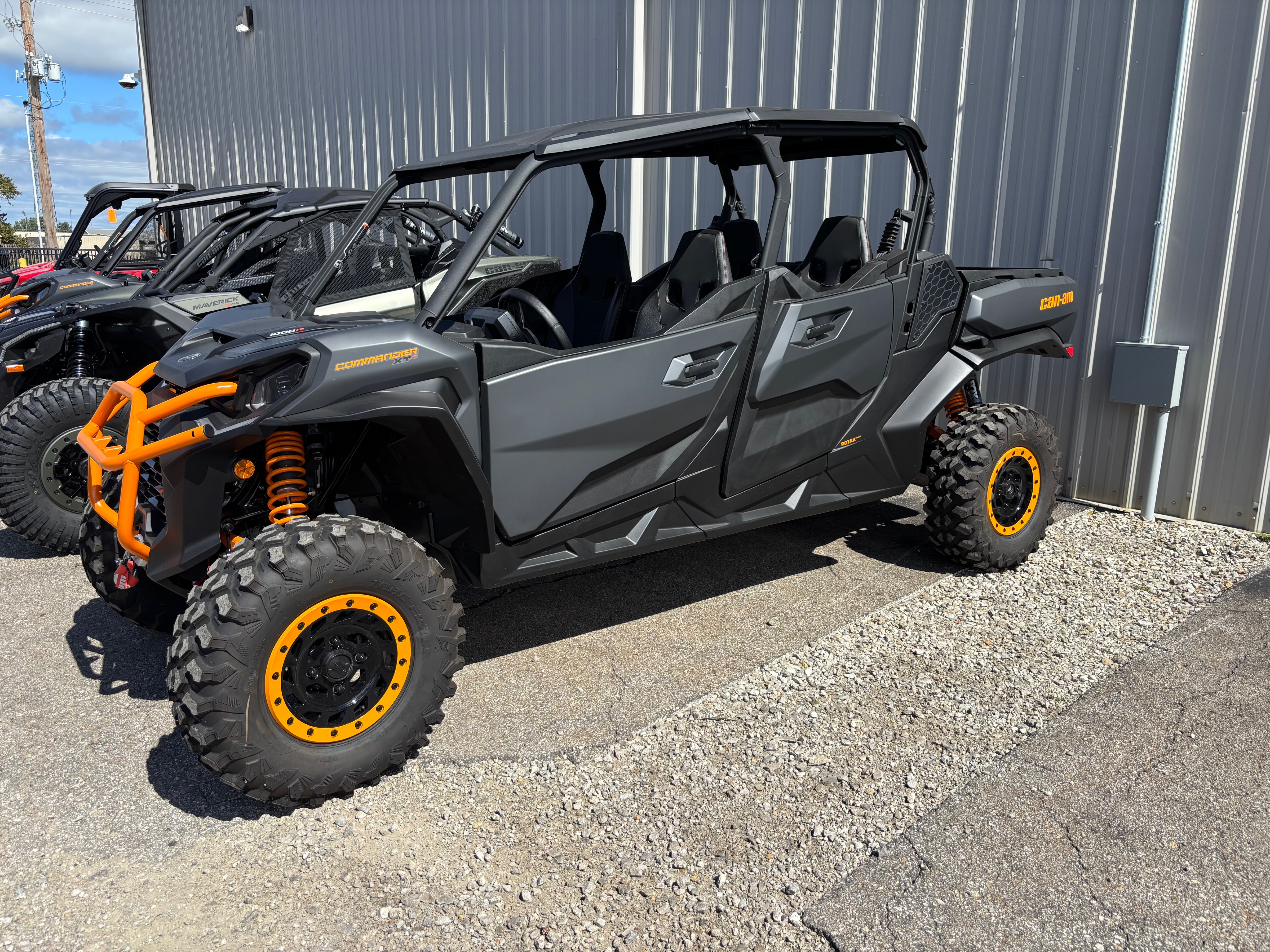 2026 Commander MAX XT-P