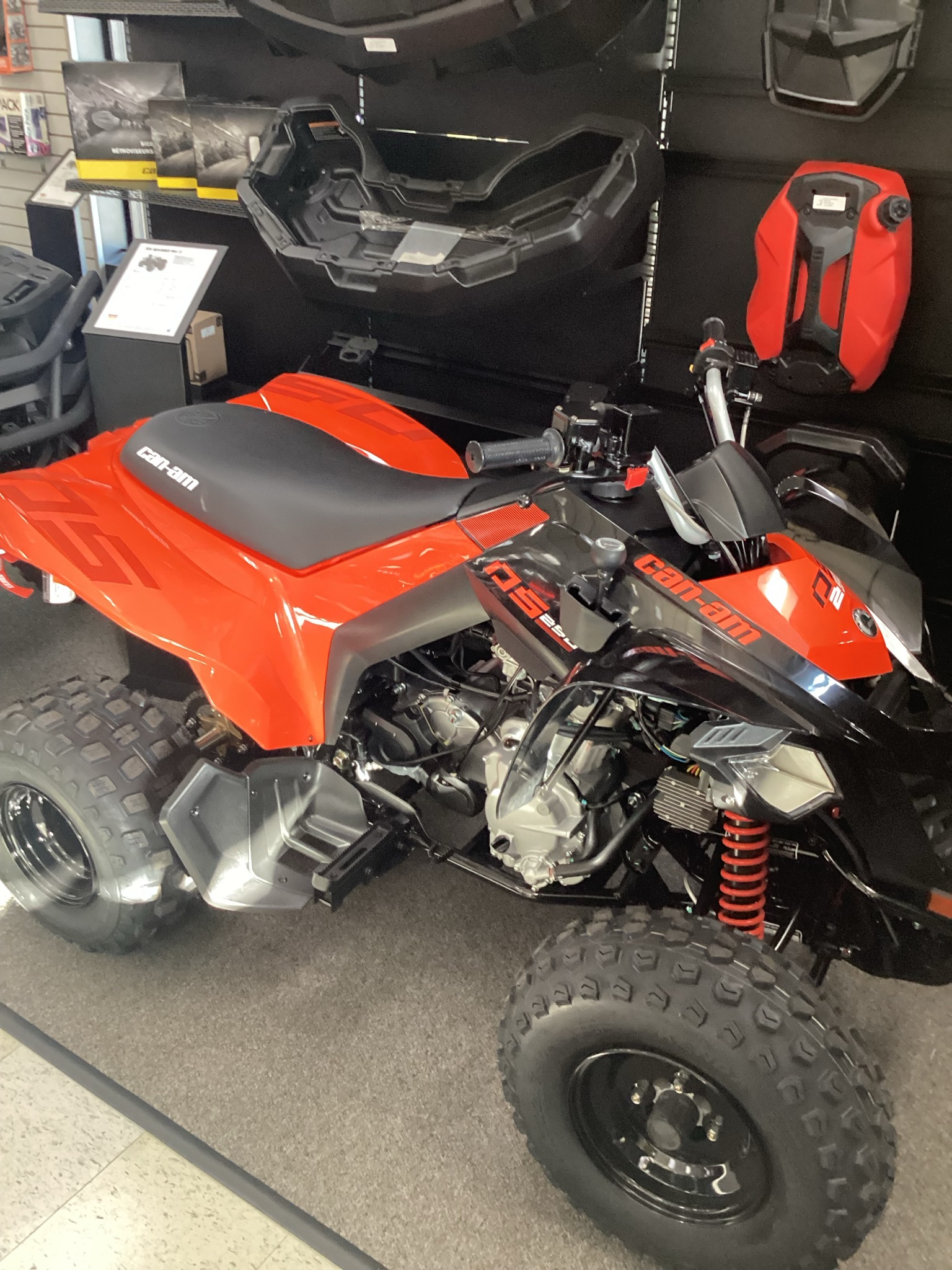 2027 DS 250