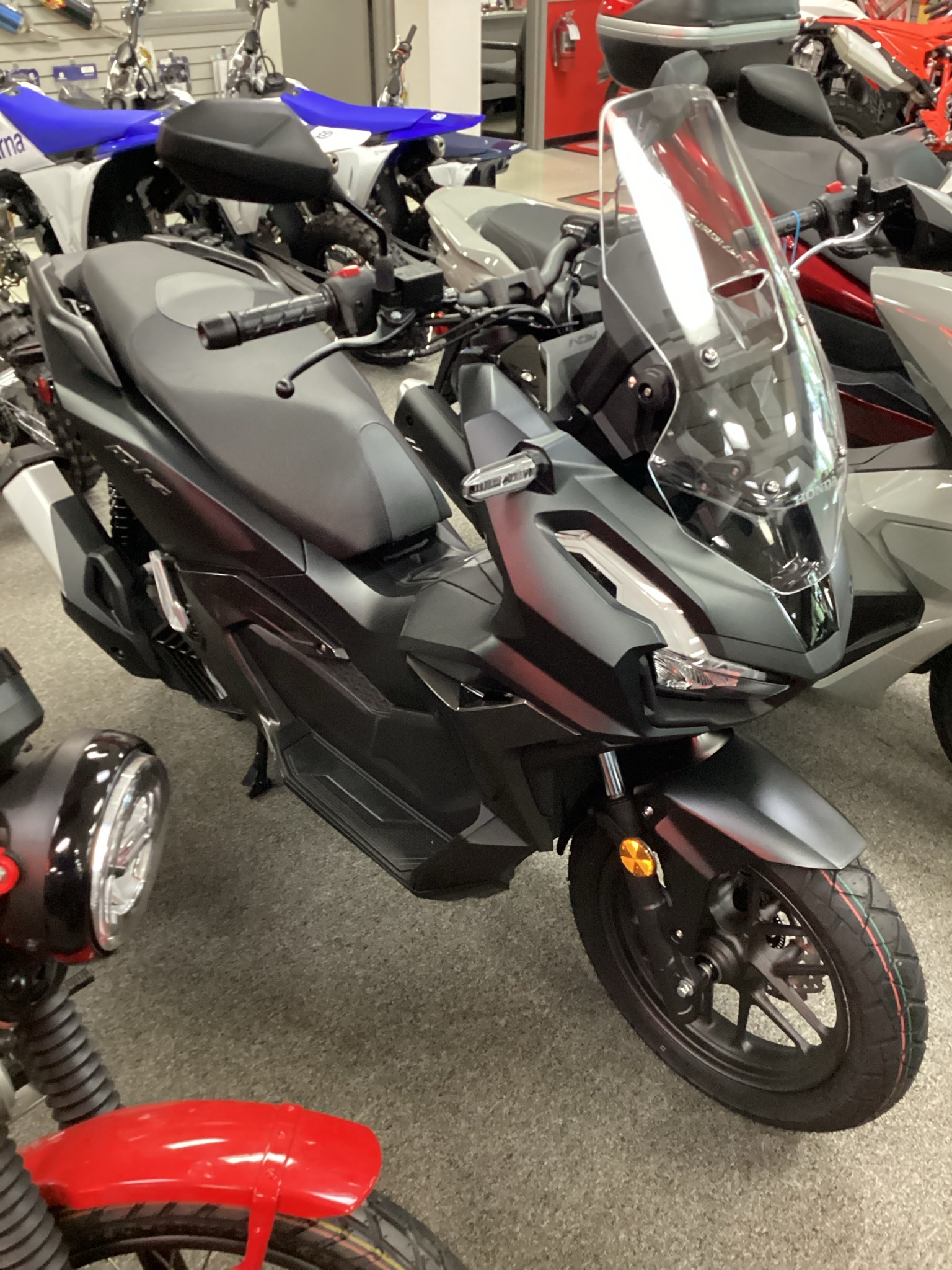 2027 ADV160